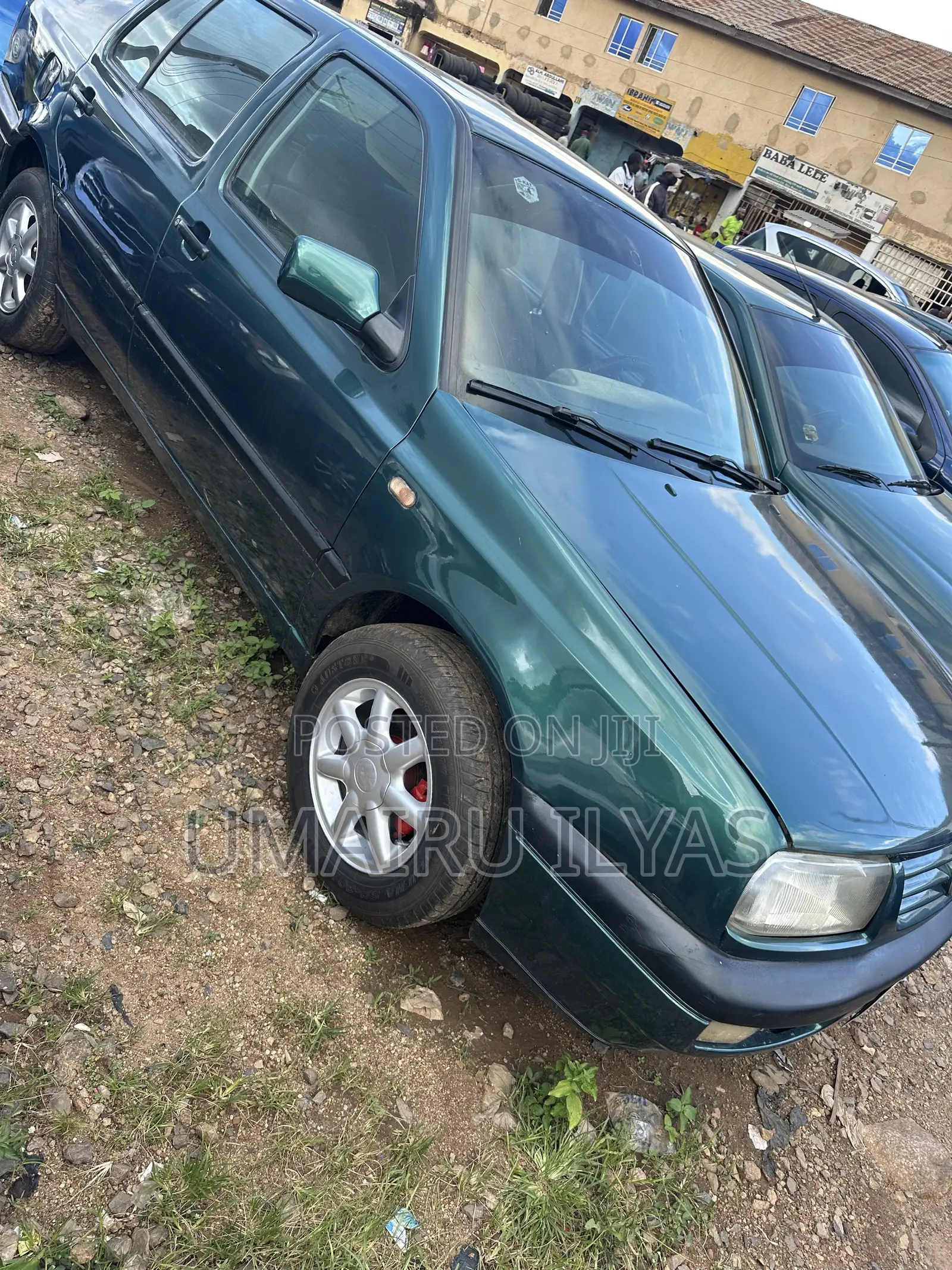 Volkswagen Vento 2004 Green