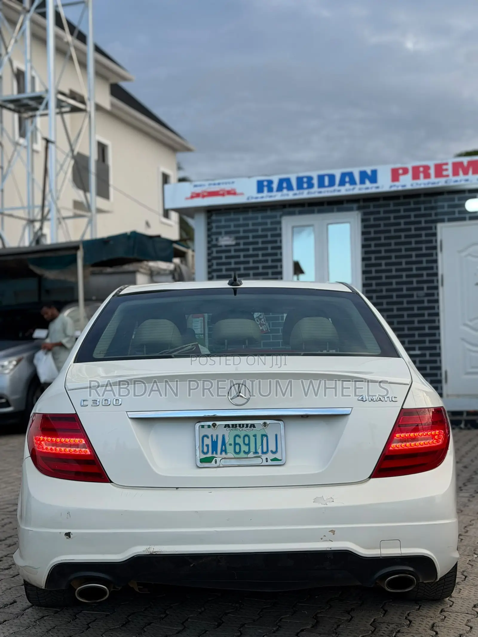 Mercedes-Benz C300 Sport 4Matic Sedan AWD (3.5L 6cyl 7A) 2013 White