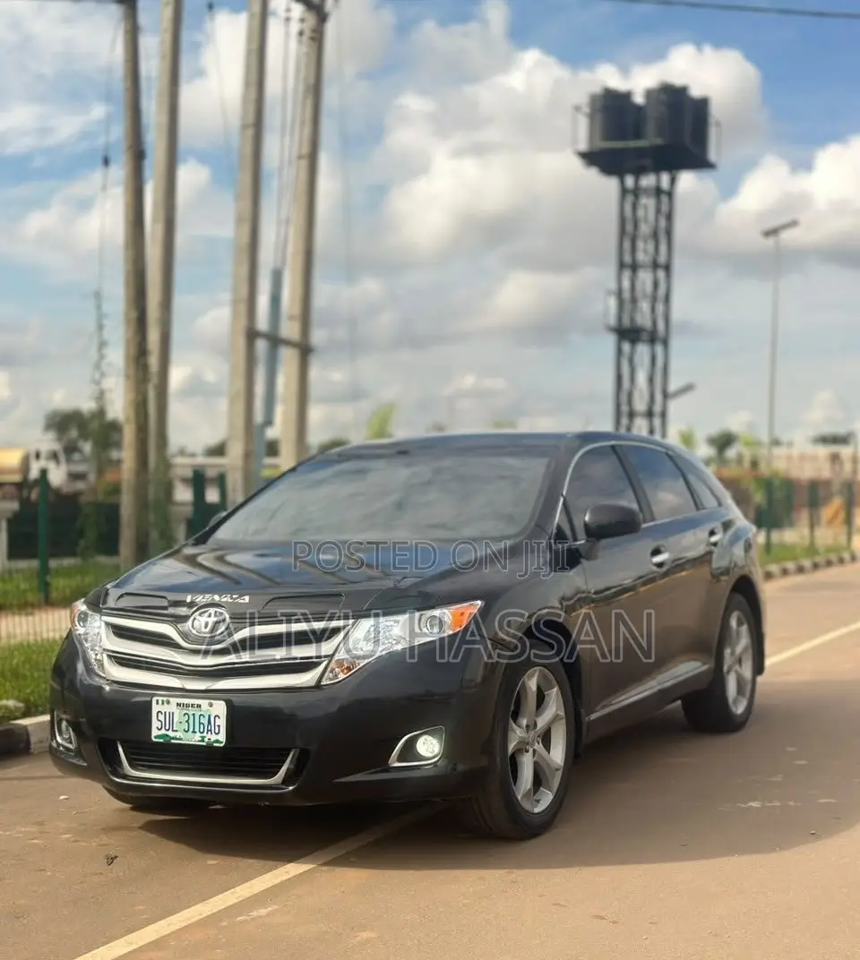 Toyota Venza 2010 Black