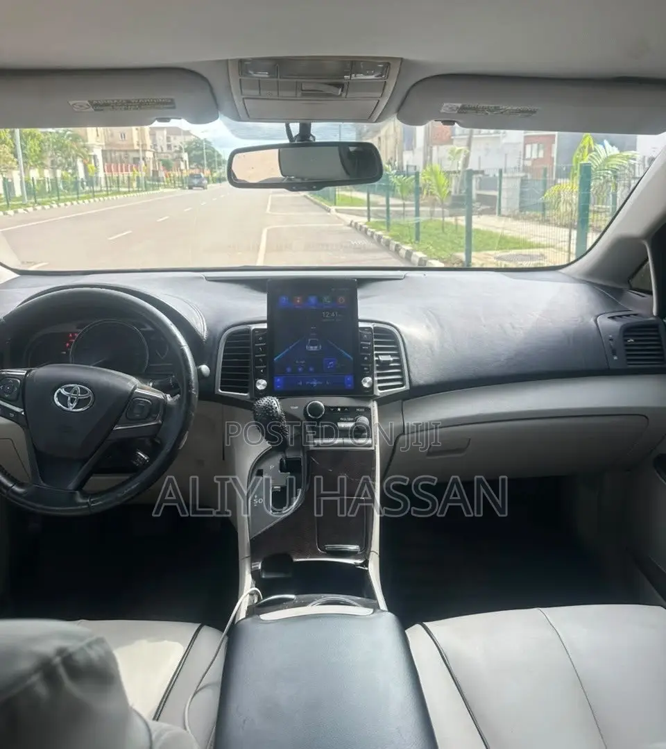 Toyota Venza 2010 Black
