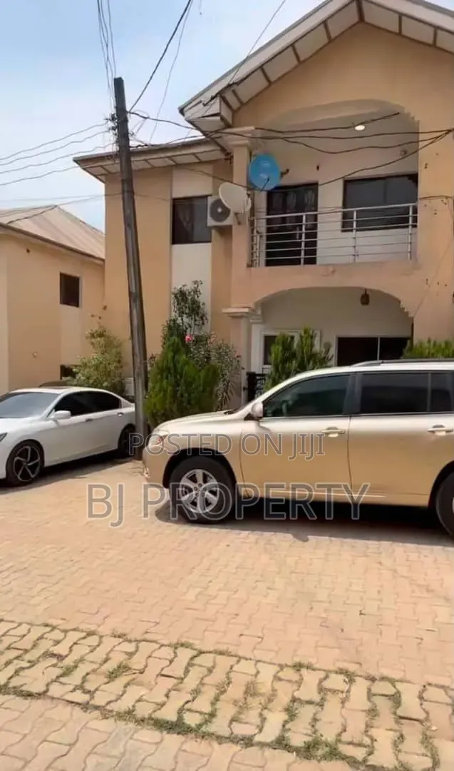 2bdrm Block of Flats in Fcda, Kubwa for sale