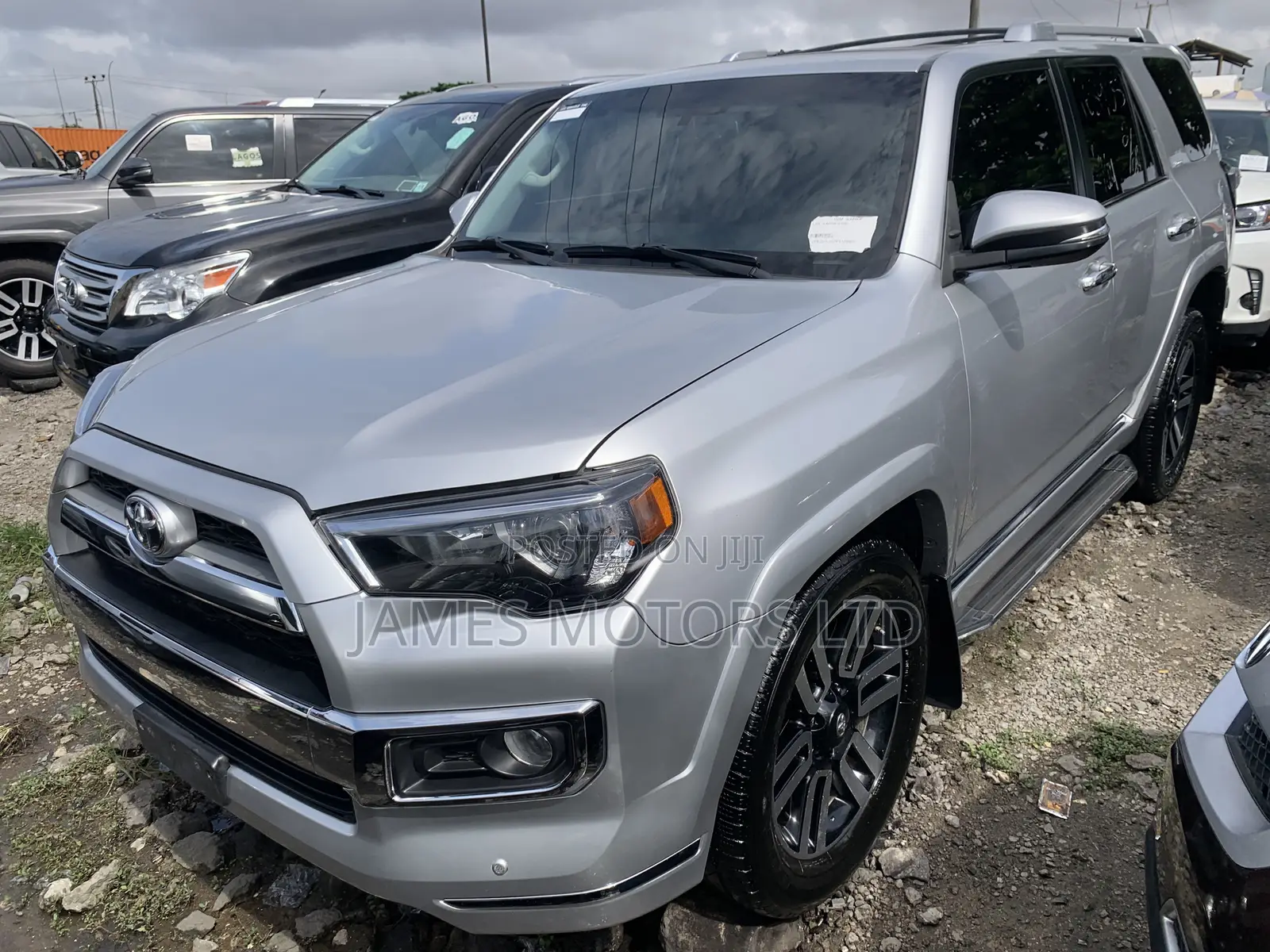 Toyota 4-Runner 2015 Silver