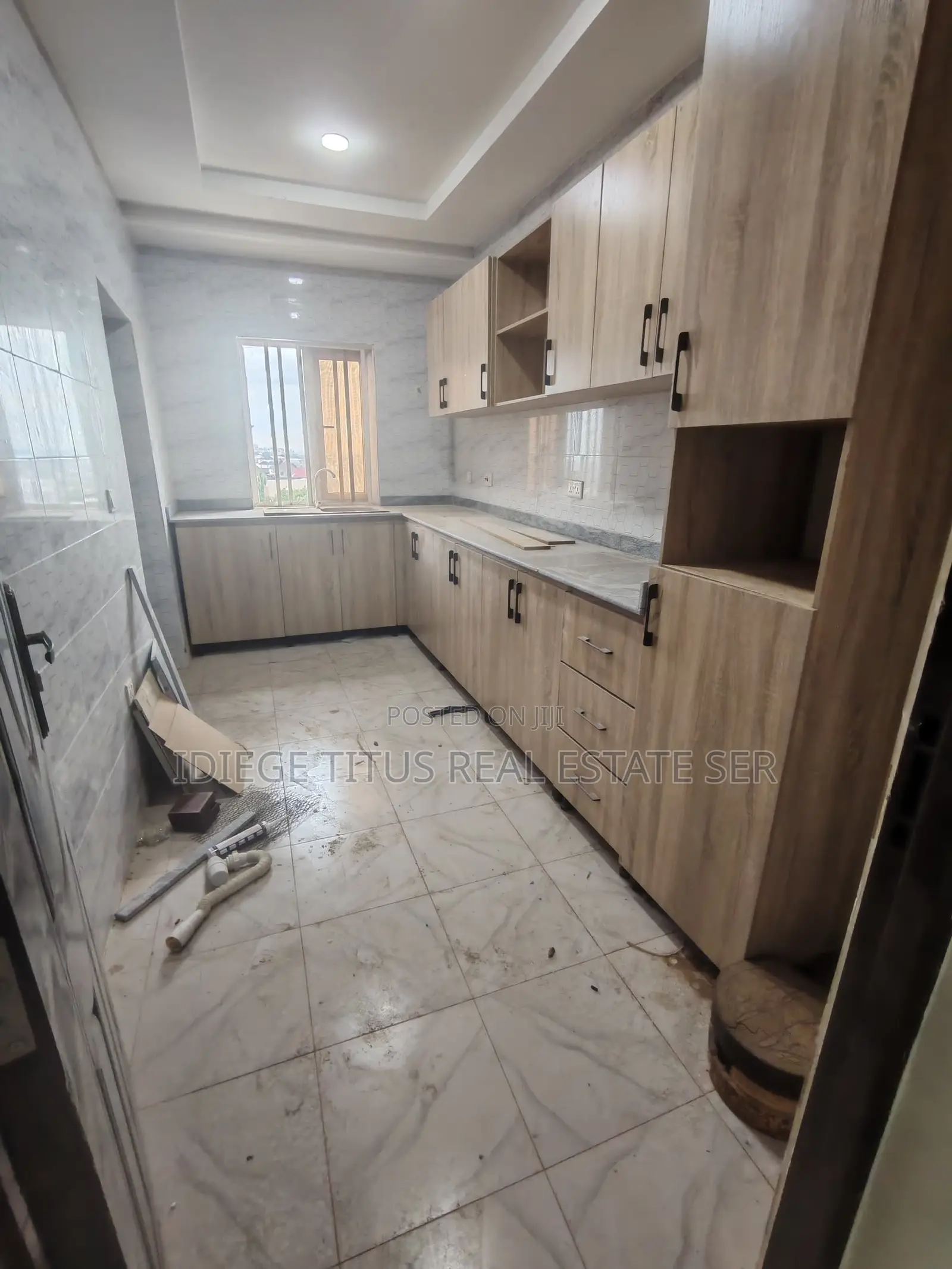 2bdrm Block of Flats in Katampe Main for rent