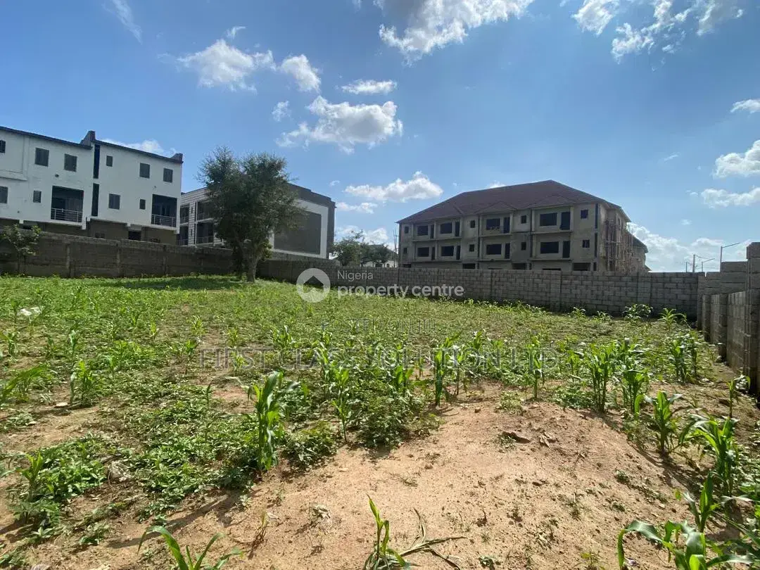 900 SQM Residential Land
