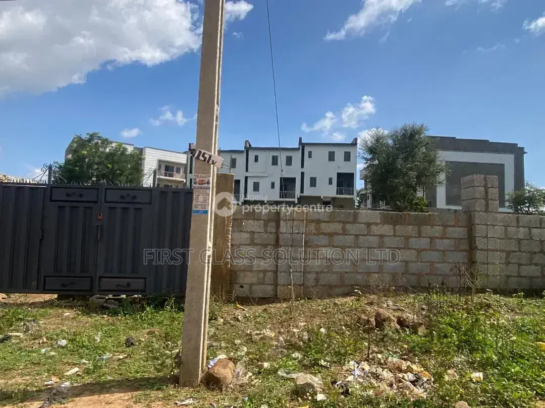900 SQM Residential Land