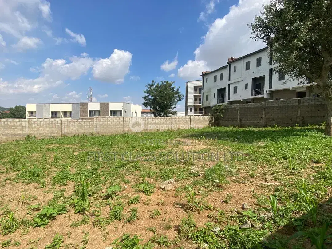 900 SQM Residential Land