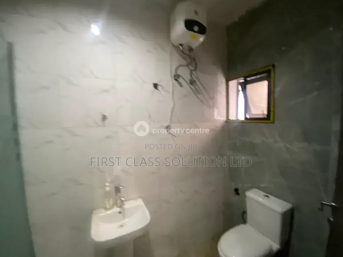 Furnished 3bdrm Apartment in Life Camp for sale