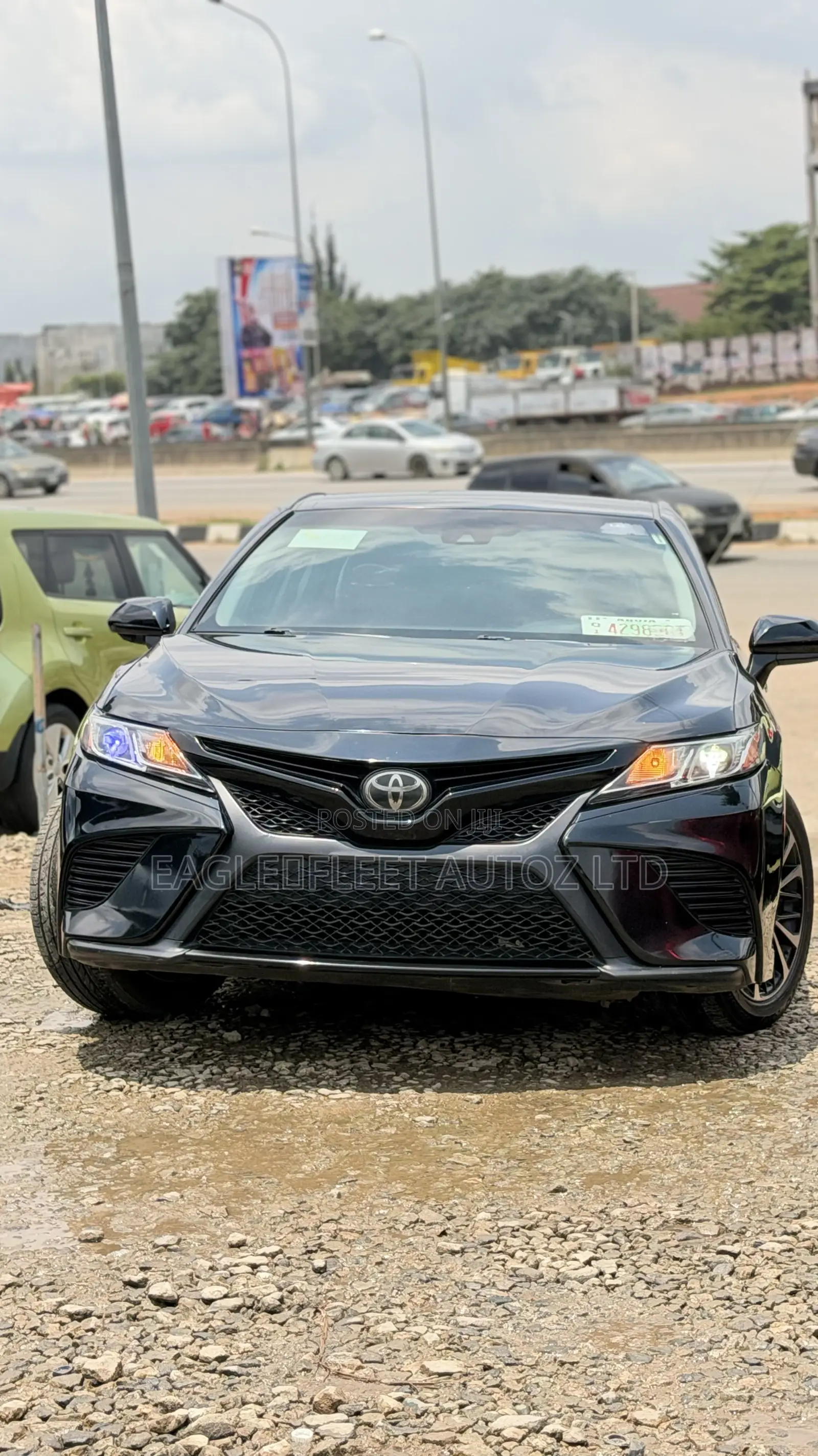 Toyota Camry SE (2.5L 4cyl 8A) 2019 Black