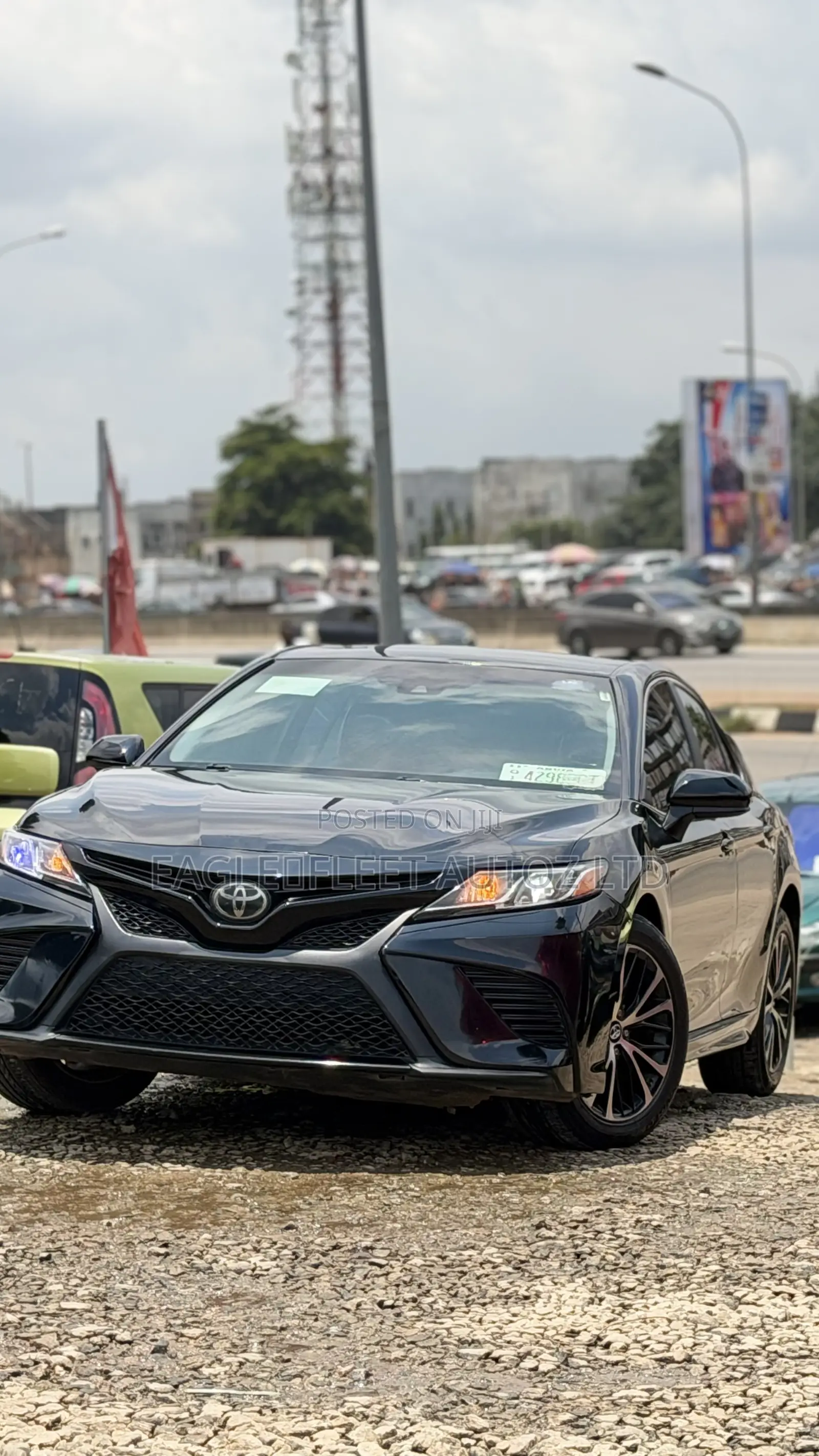 Toyota Camry SE (2.5L 4cyl 8A) 2019 Black
