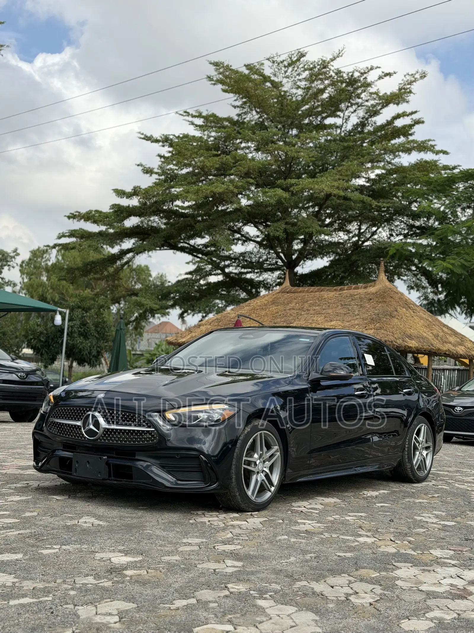 Mercedes-Benz C300 2024 Black