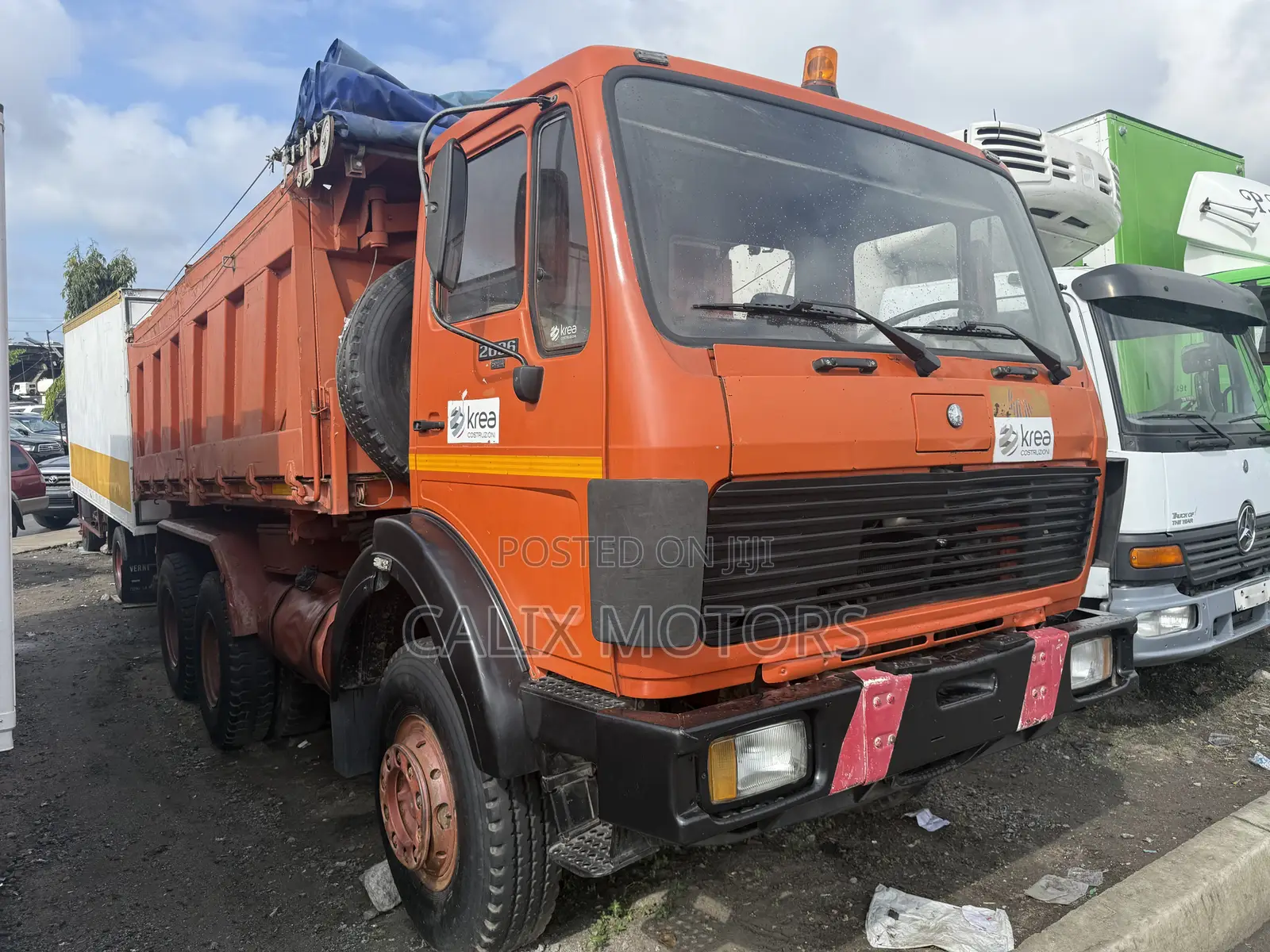 Foreign Used Mercedes Benz 2636 10tyres Dump Truck.