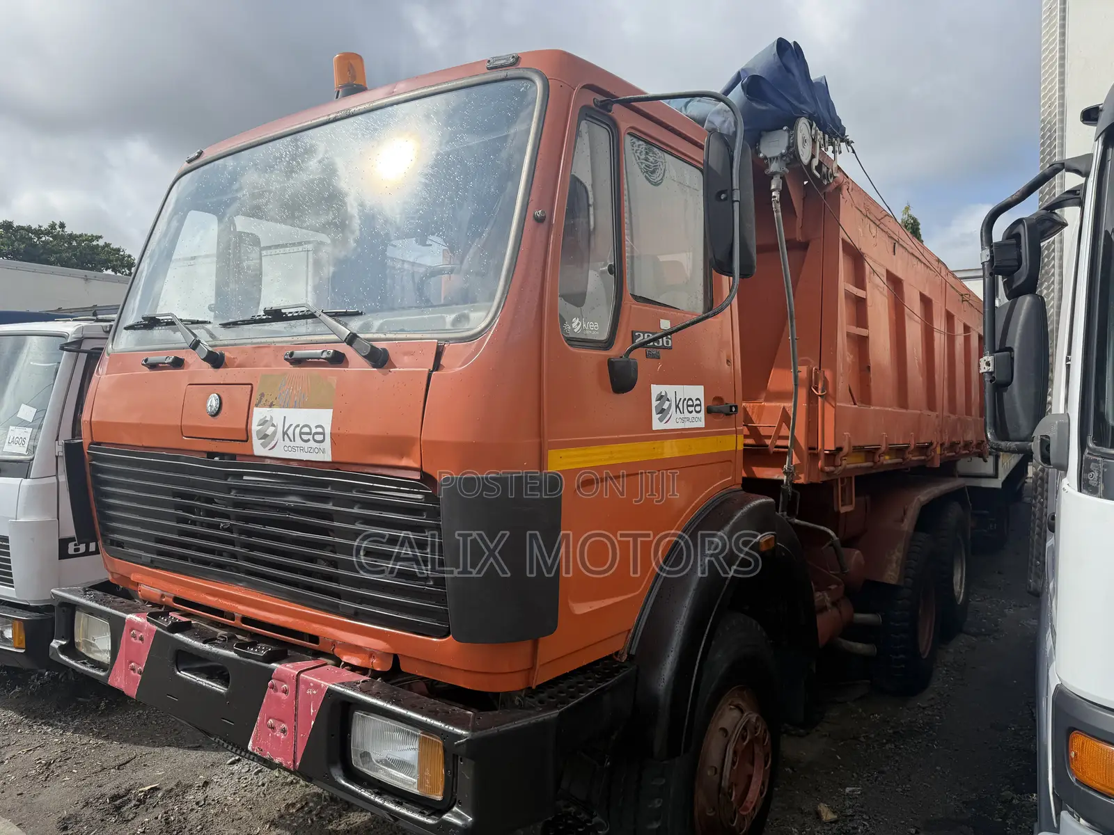 Foreign Used Mercedes Benz 2636 10tyres Dump Truck.