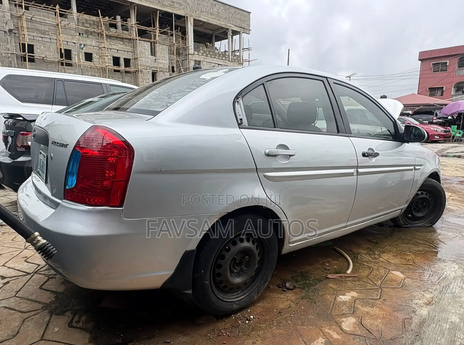 Hyundai Accent 2009 Silver