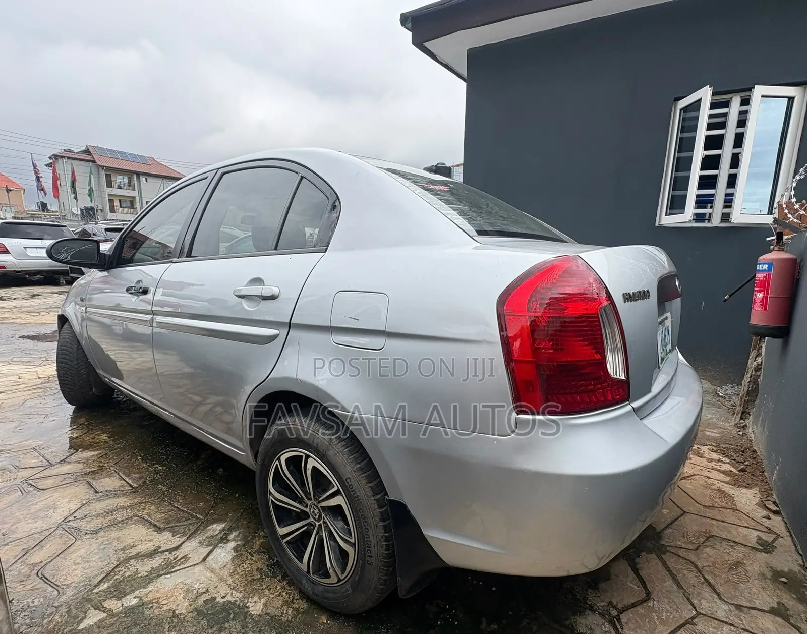 Hyundai Accent 2009 Silver