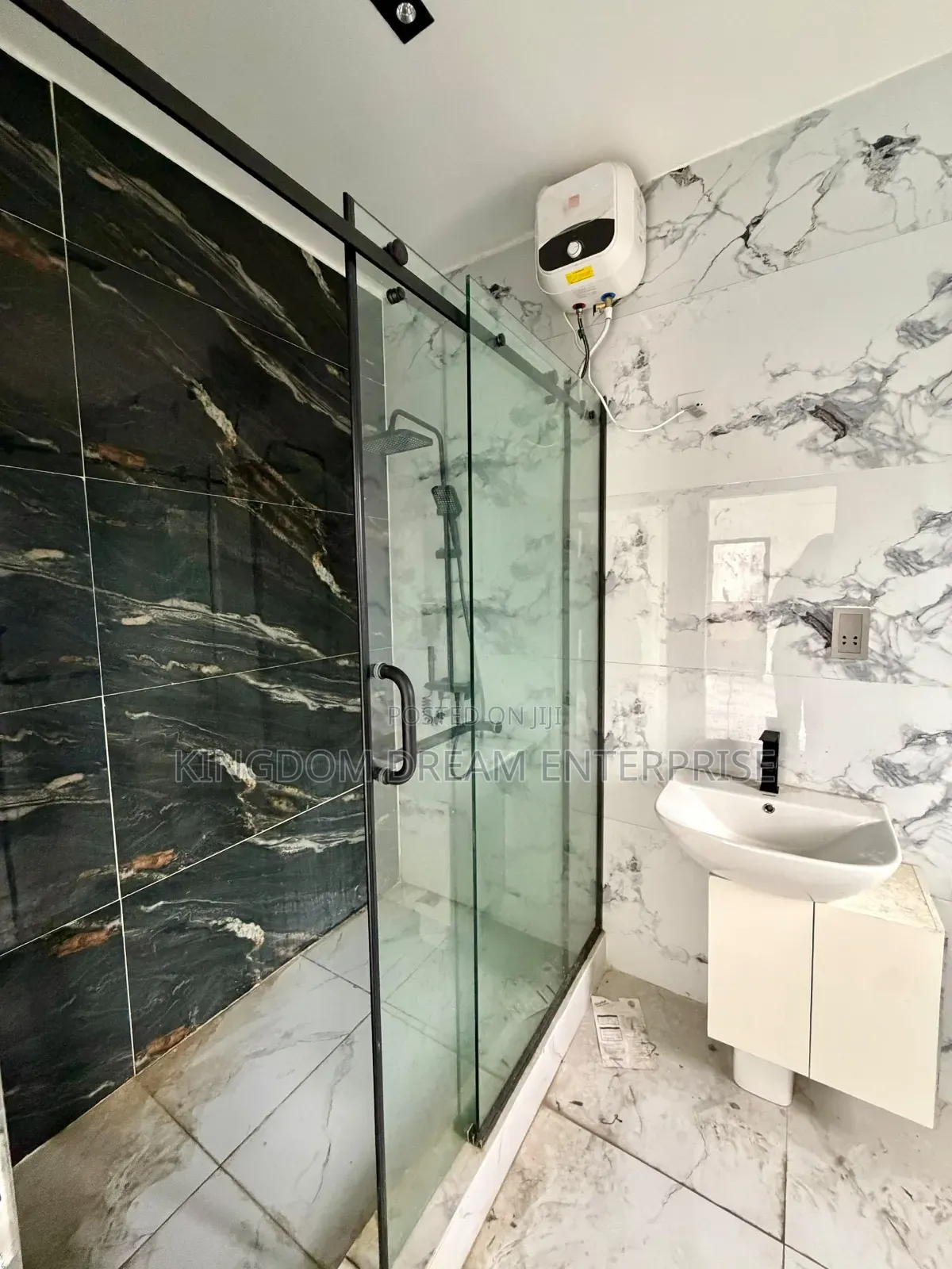 2bdrm Apartment in Banana Island Ikoyi for sale