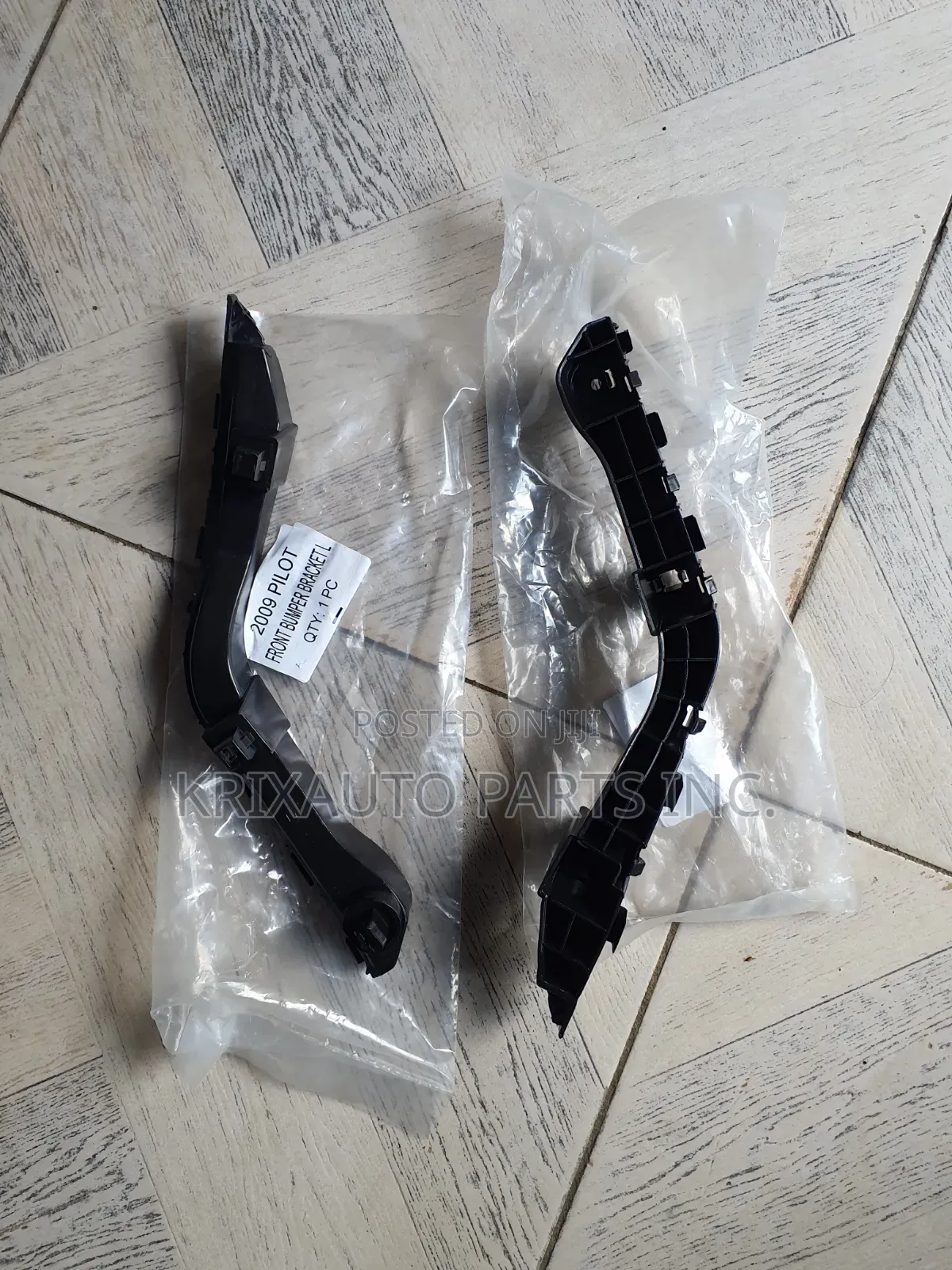 Bumper Clip Pilot 009