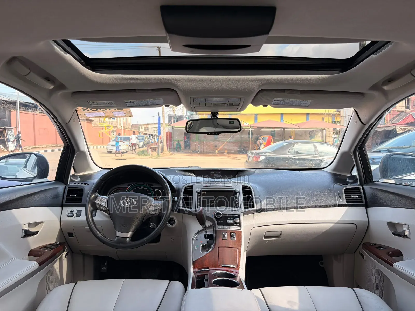 Toyota Venza 2010 White