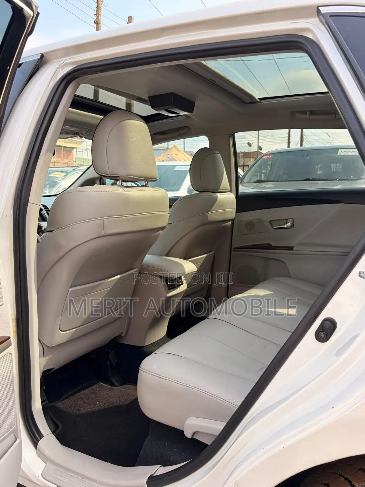 Toyota Venza 2010 White