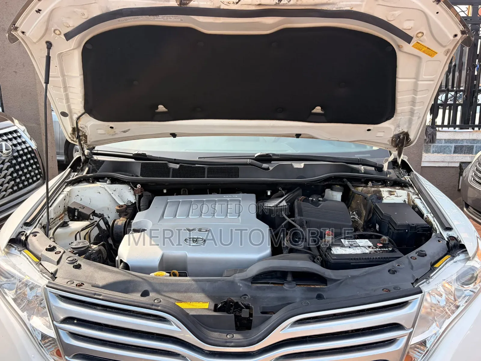 Toyota Venza 2010 White