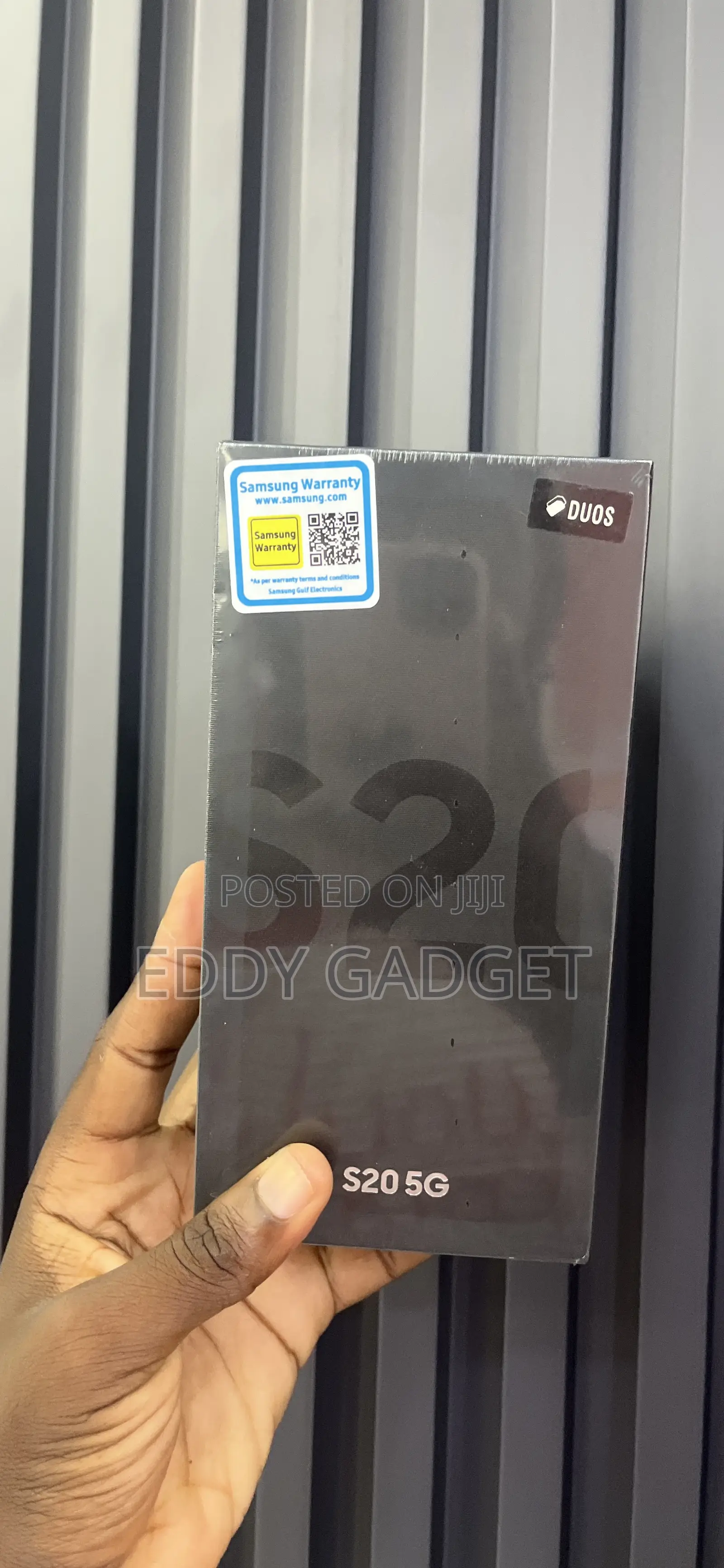New Samsung Galaxy S20 128 GB Gray
