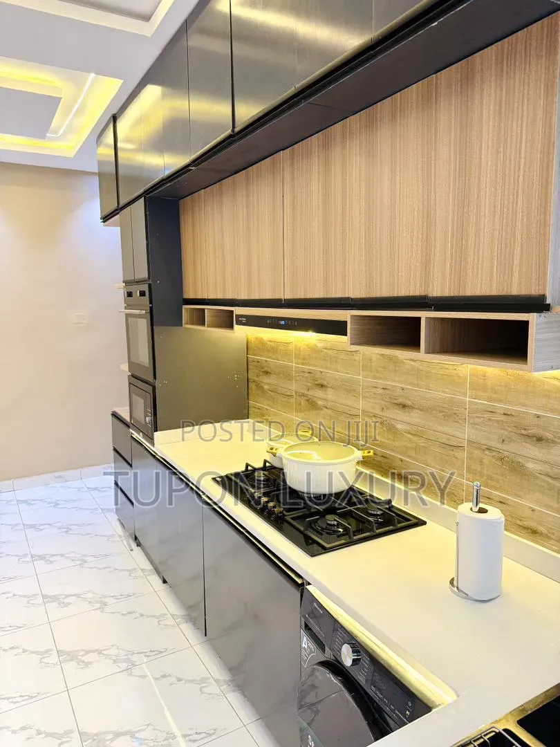 Luxury 2bedroom Apartment With Dining