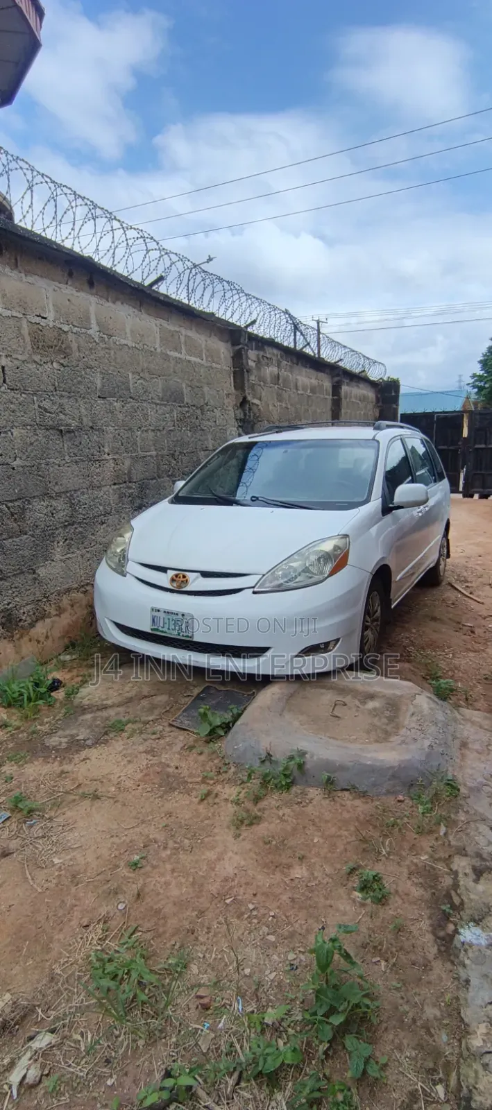 Toyota Sienna 2005 White