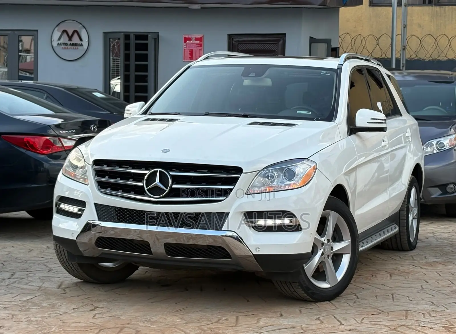 Mercedes-Benz M Class ML350 4dr SUV (3.5L 6cyl 7A) 2014 White