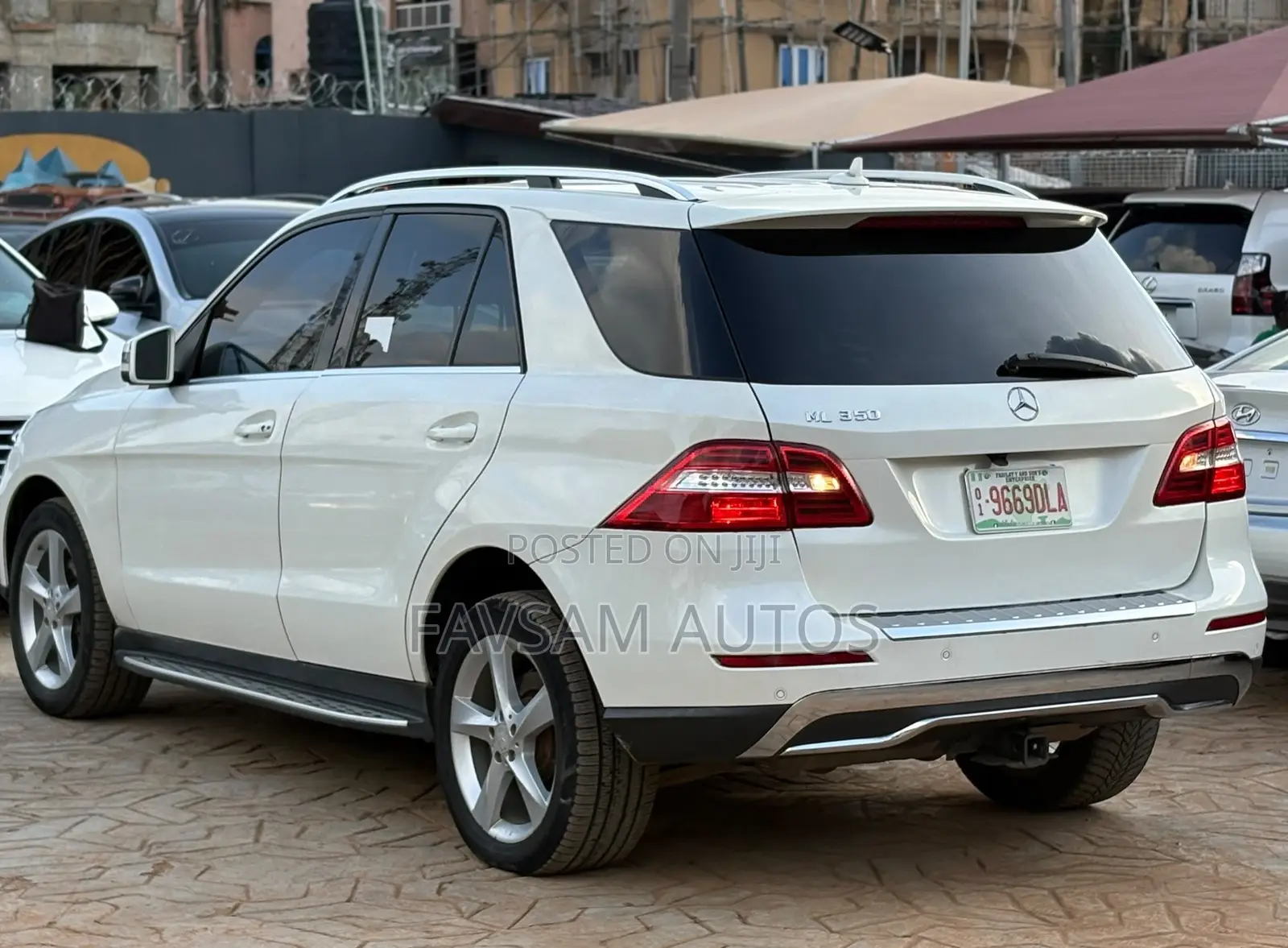Mercedes-Benz M Class ML350 4dr SUV (3.5L 6cyl 7A) 2014 White
