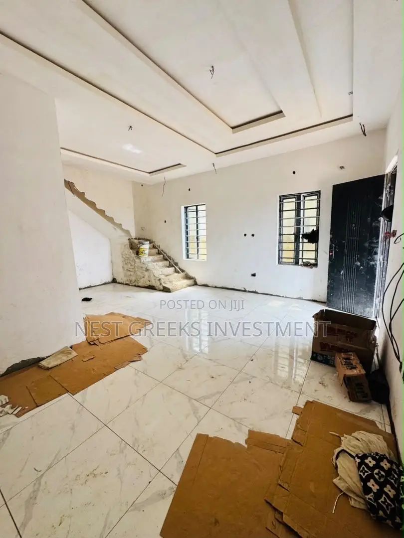 4bdrm Duplex in Berger for sale