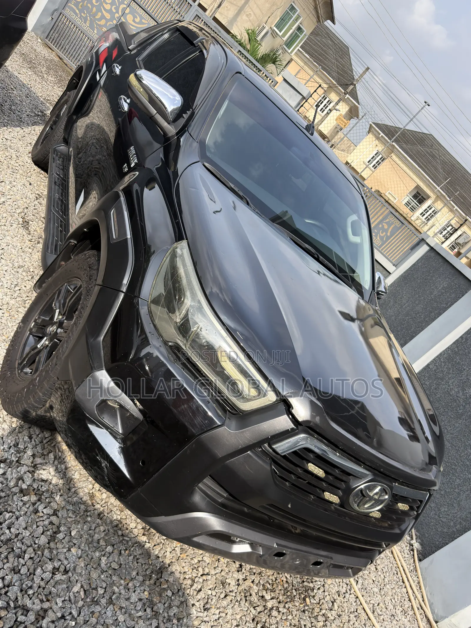Toyota Hilux 2022 Black