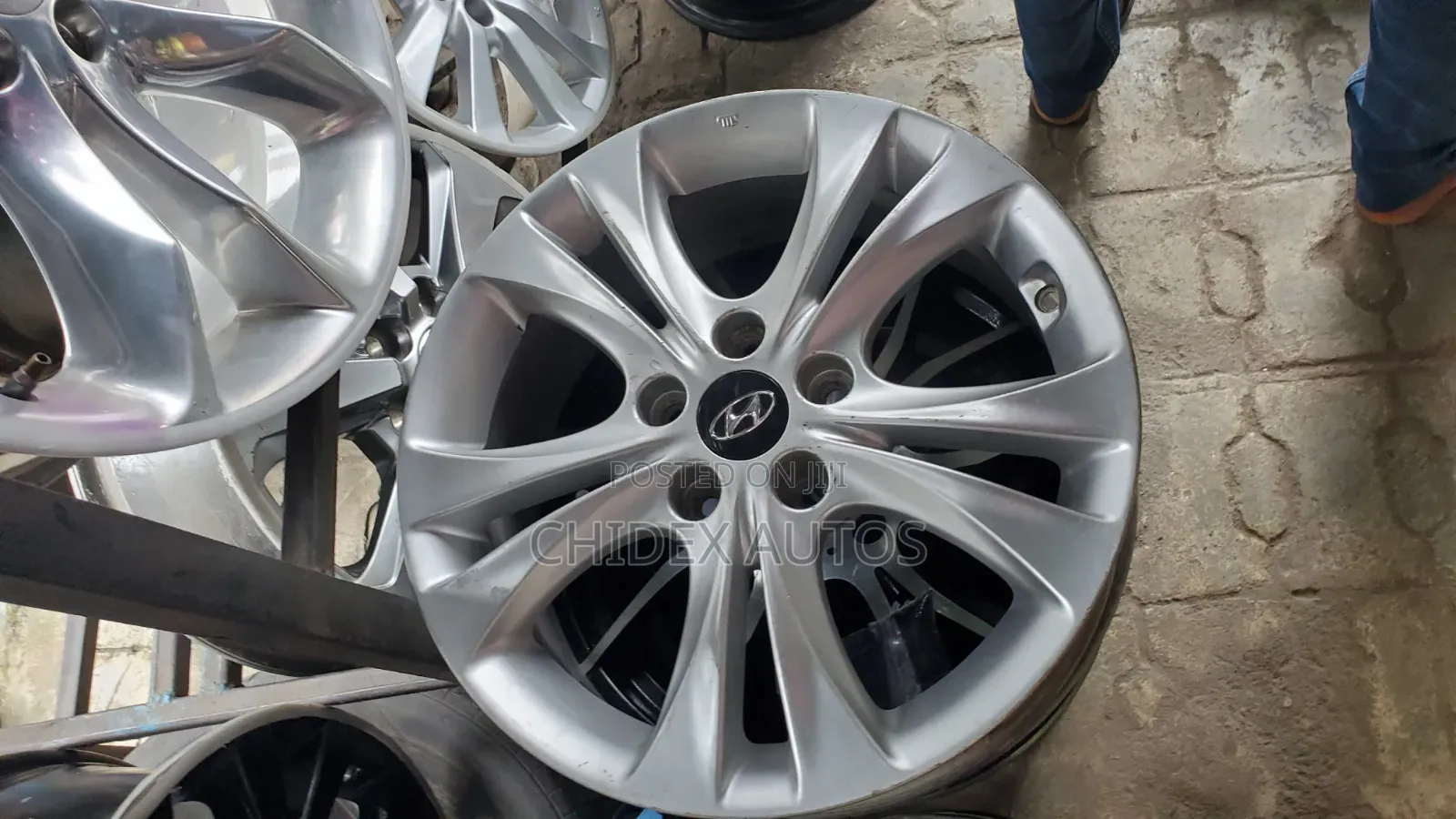 17 INCHES RIM FOR Hyundai Sonata White Face*