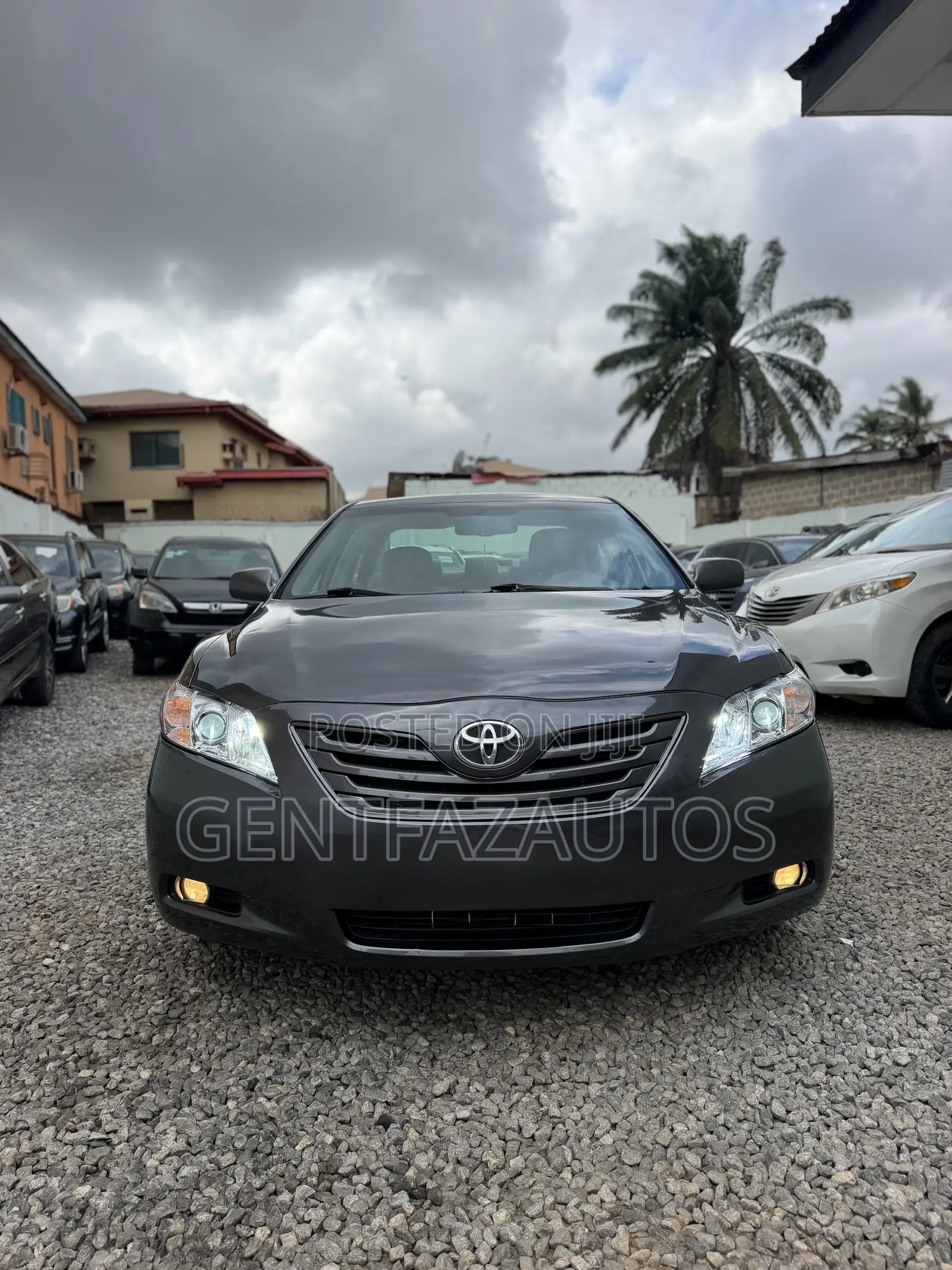 Toyota Camry LE 4dr Sedan (2.4L 4cyl 5A) 2008 Gray
