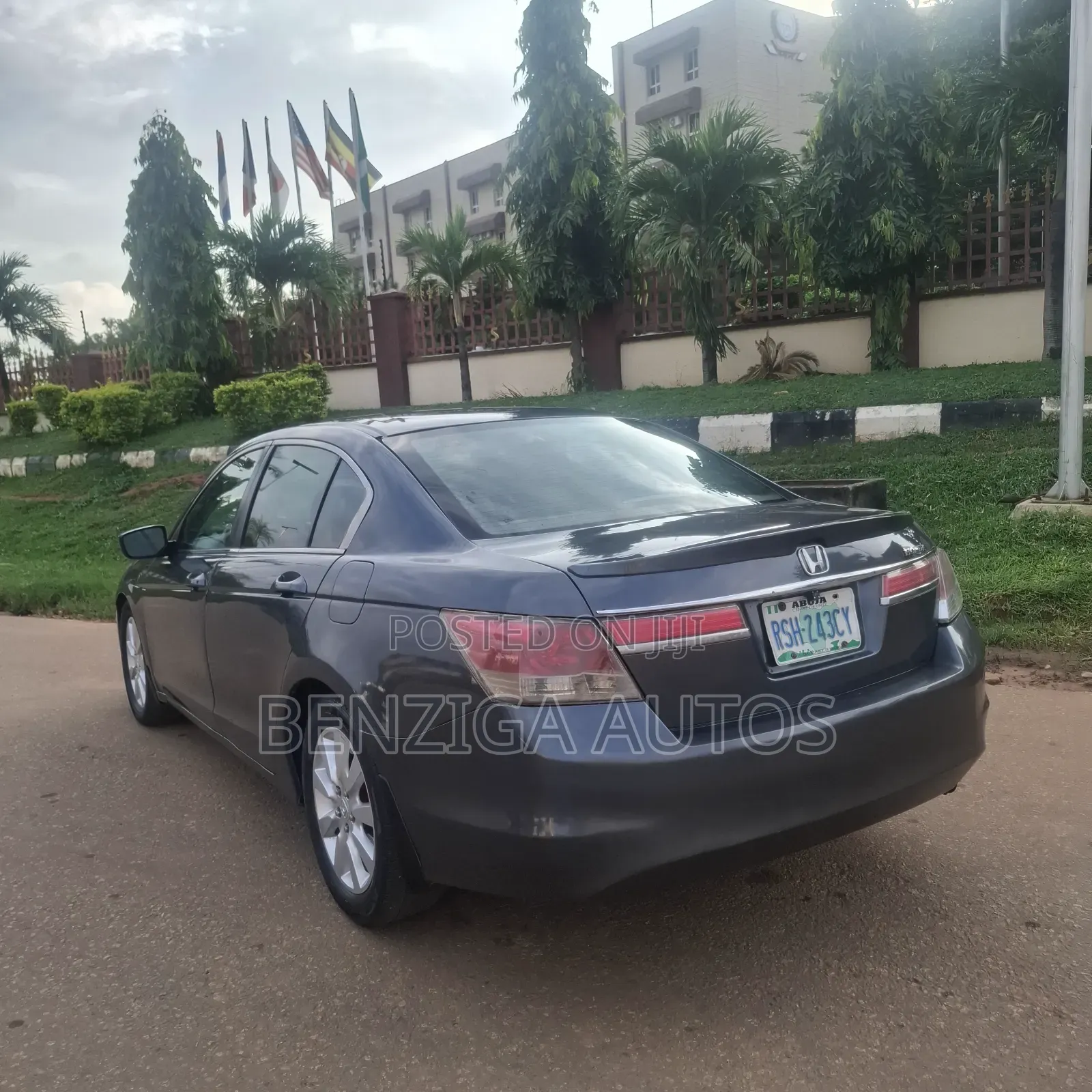 Honda Accord 2012 Gray