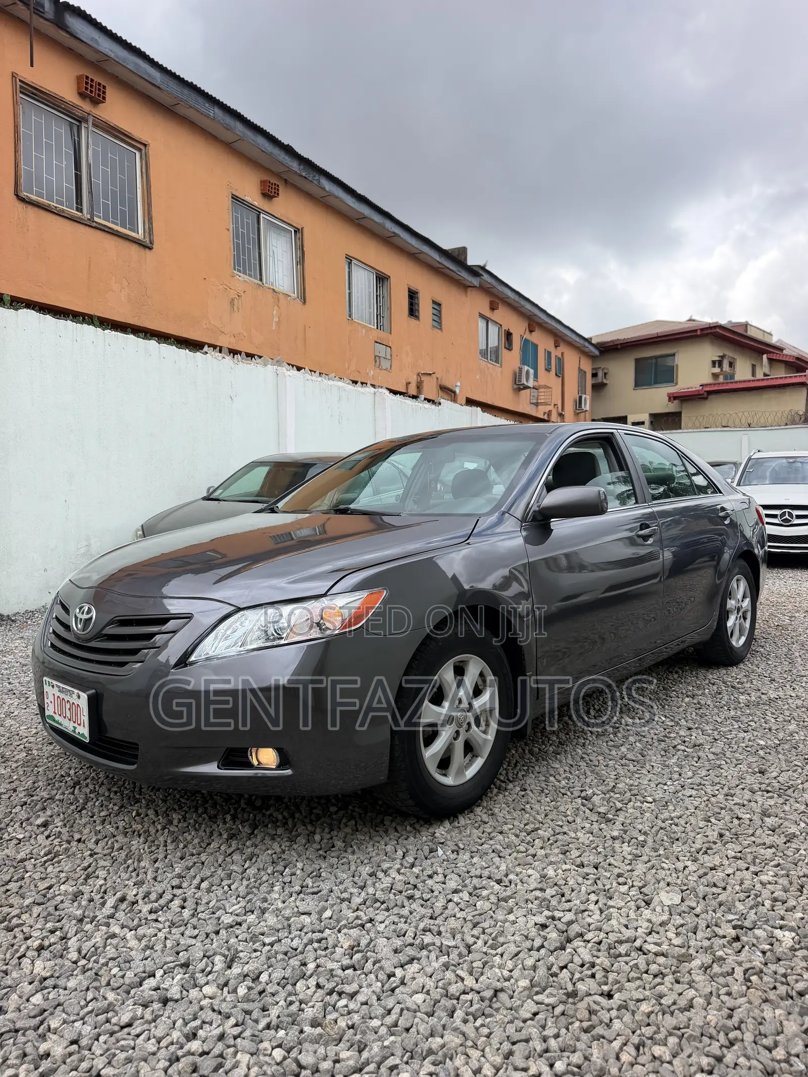 Toyota Camry LE 4dr Sedan (2.4L 4cyl 5A) 2008 Gray