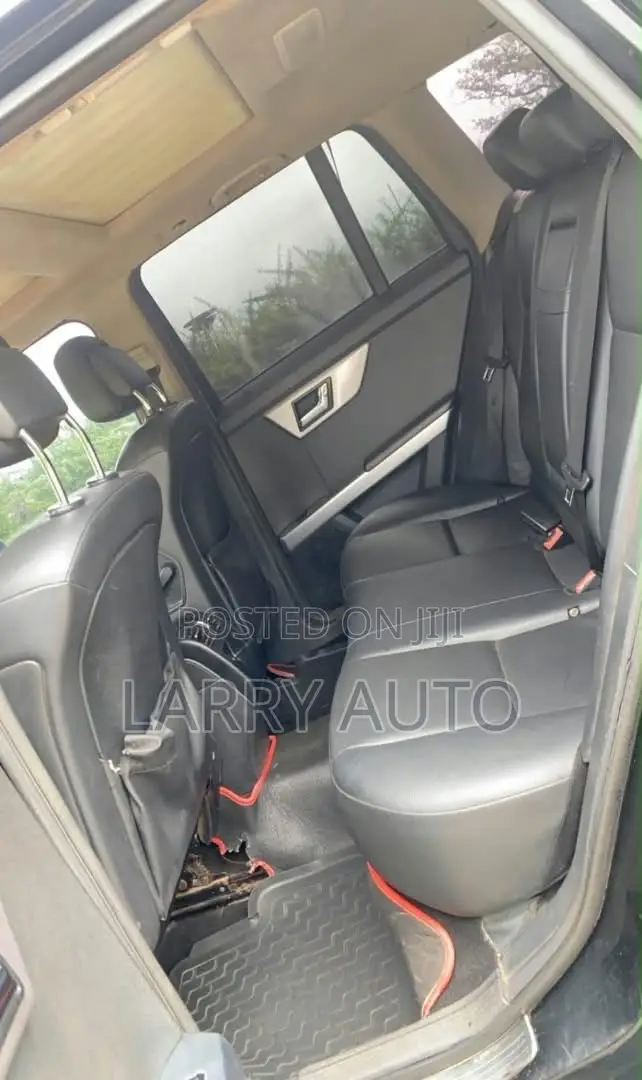 Mercedes-Benz GLK-Class 2010 Black