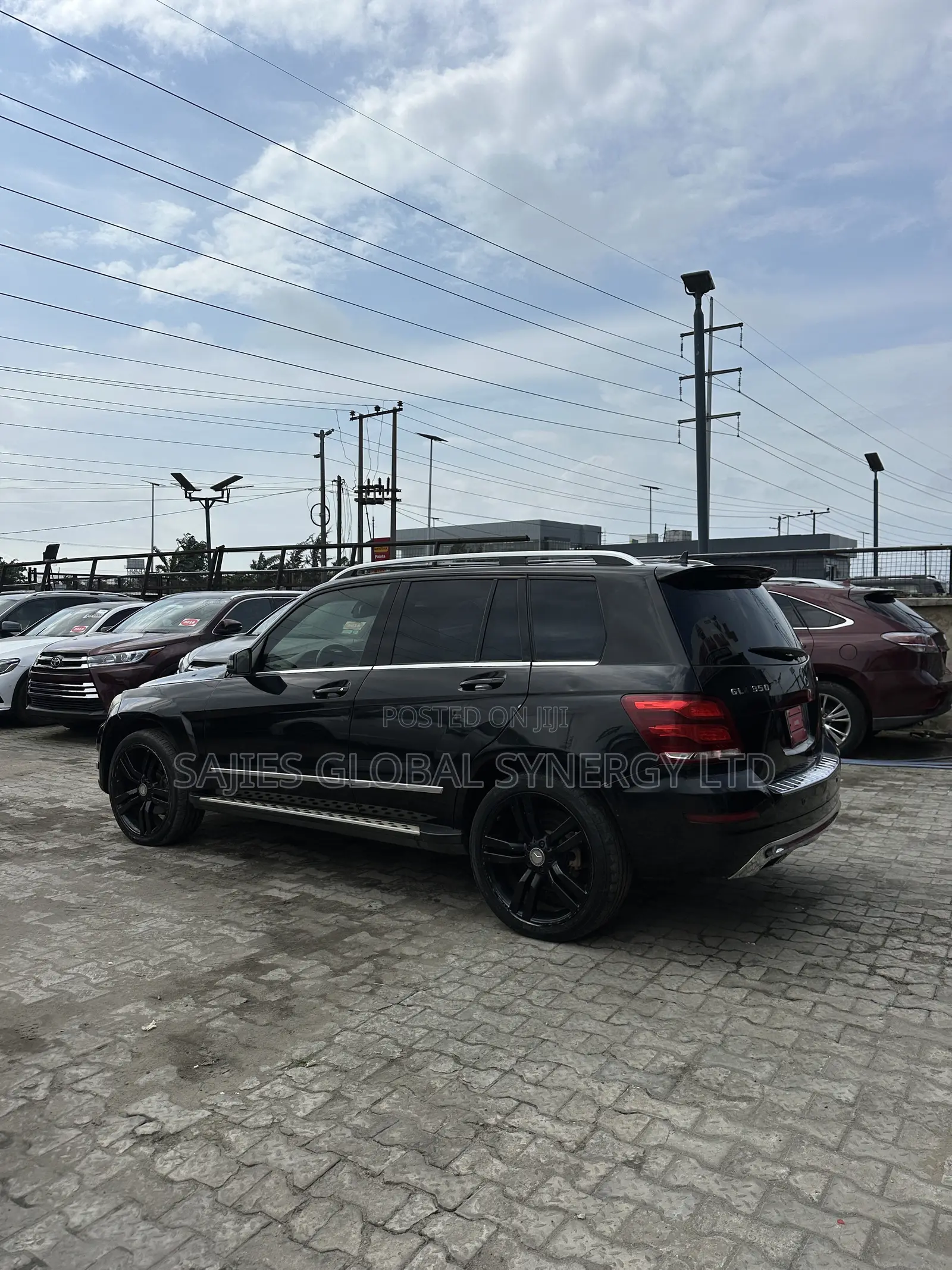 Mercedes-Benz GLK-Class Base GLK 350 4dr AWD 4MATIC (3.5L 6cyl 7A) 2015