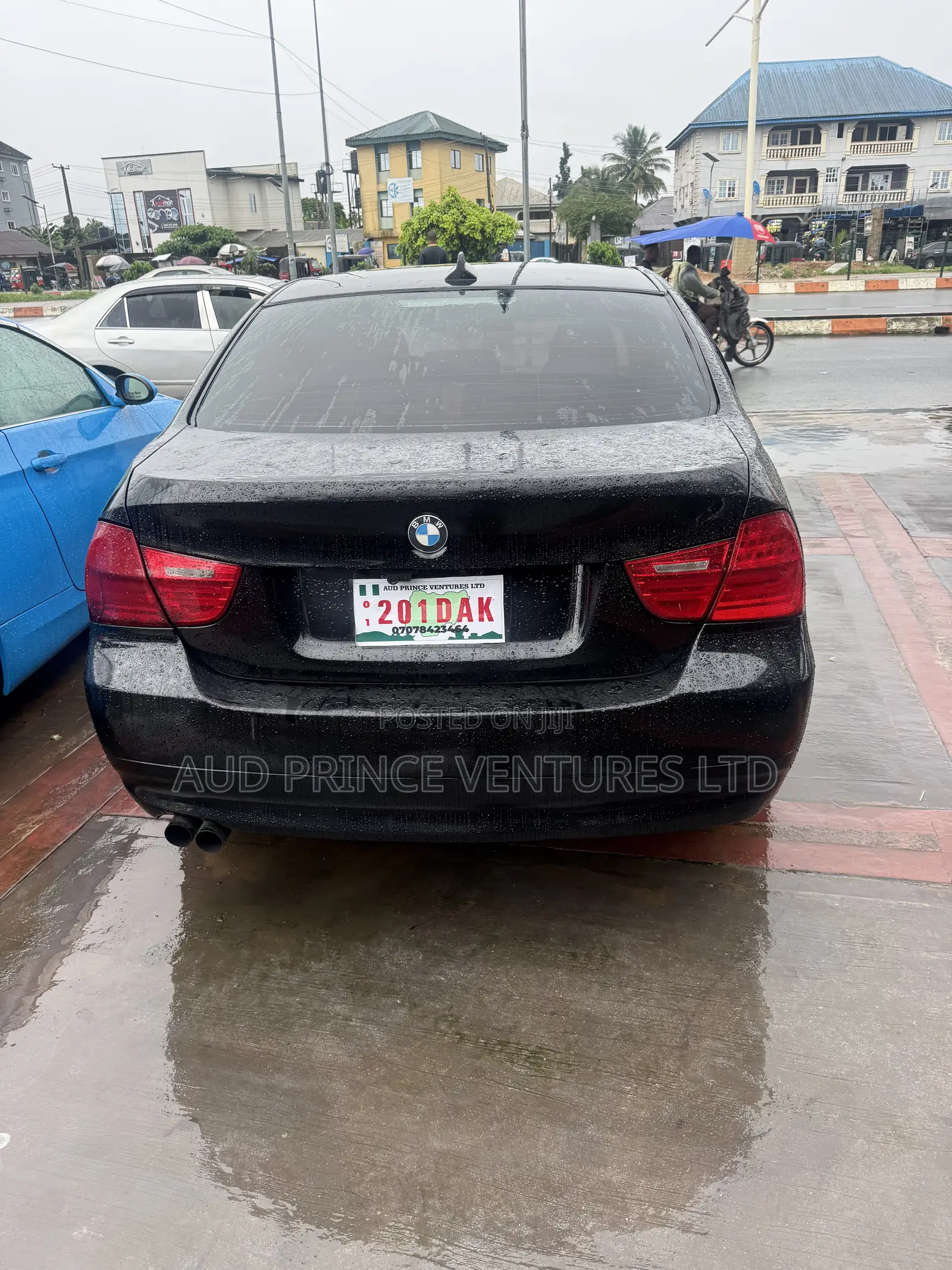 BMW 328i 2011 Black