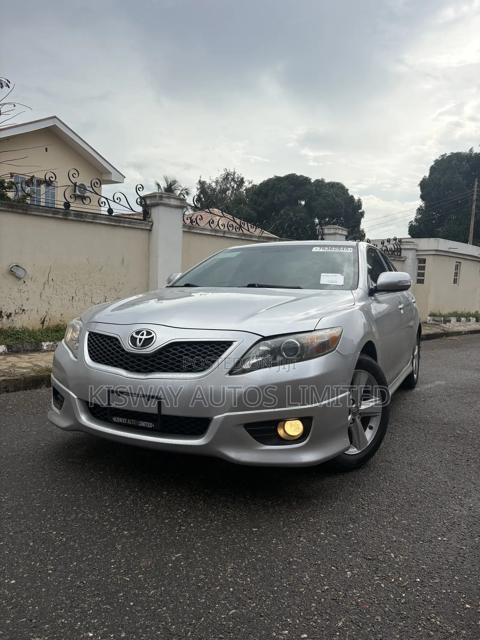 Toyota Camry SE V6 4dr Sedan (3.5L 6cyl 6AM) 2010 Silver