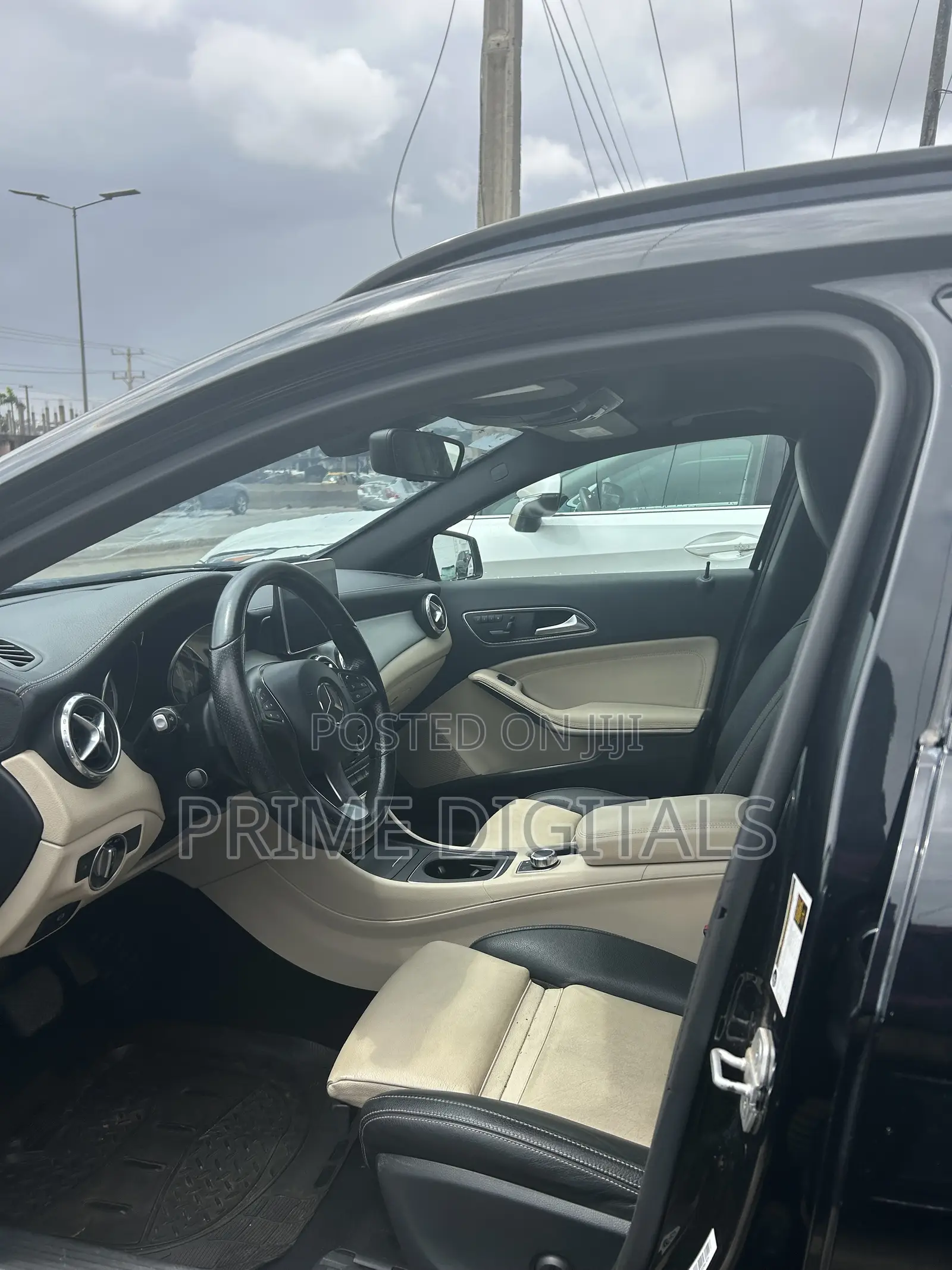 Mercedes-Benz GLA 250 2016 Black