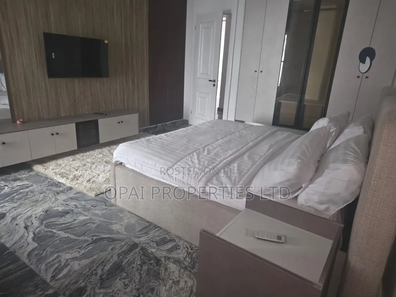 Furnished 9bdrm House in Asokoro for sale