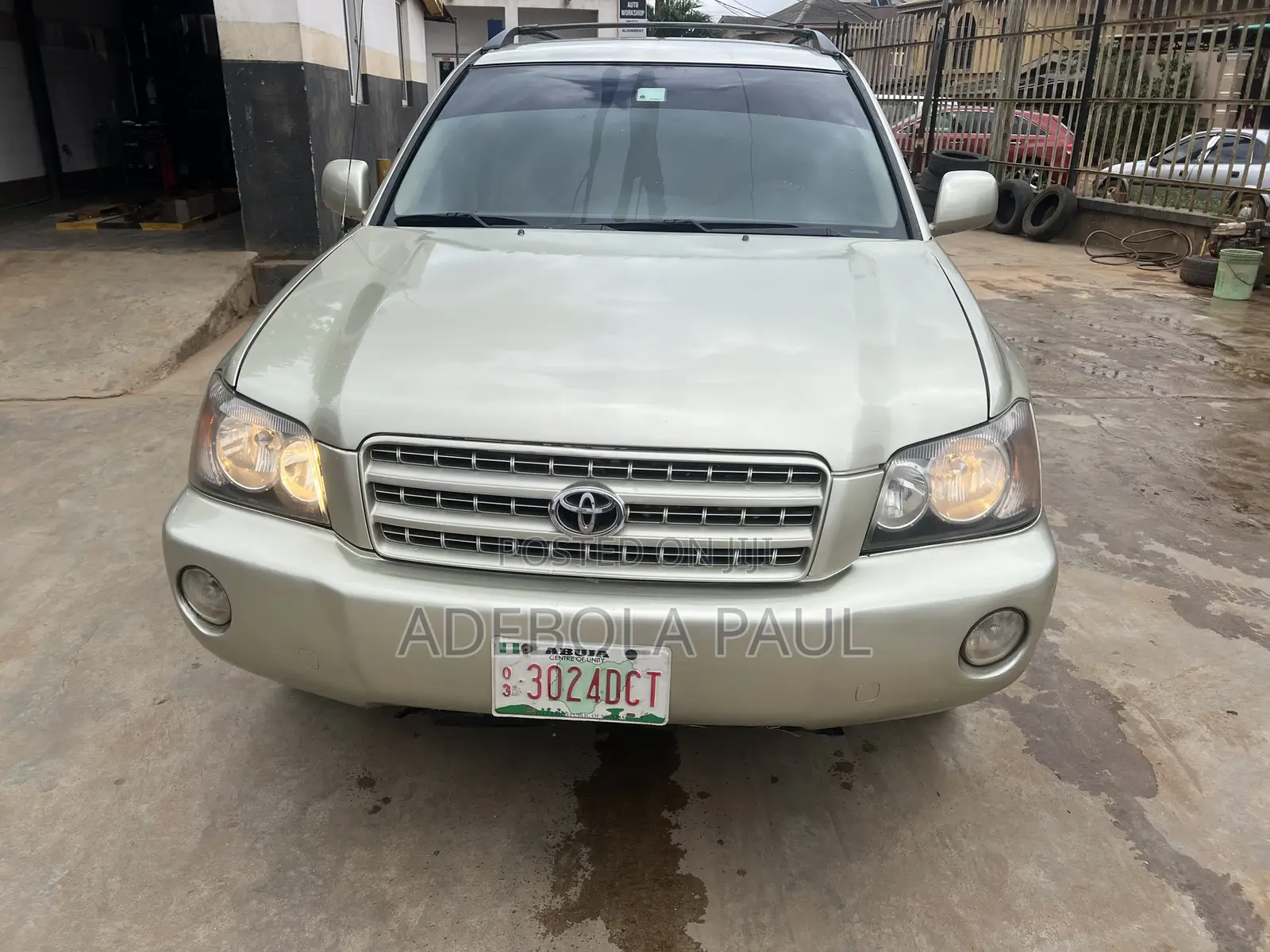 Toyota Highlander 2003 Gold