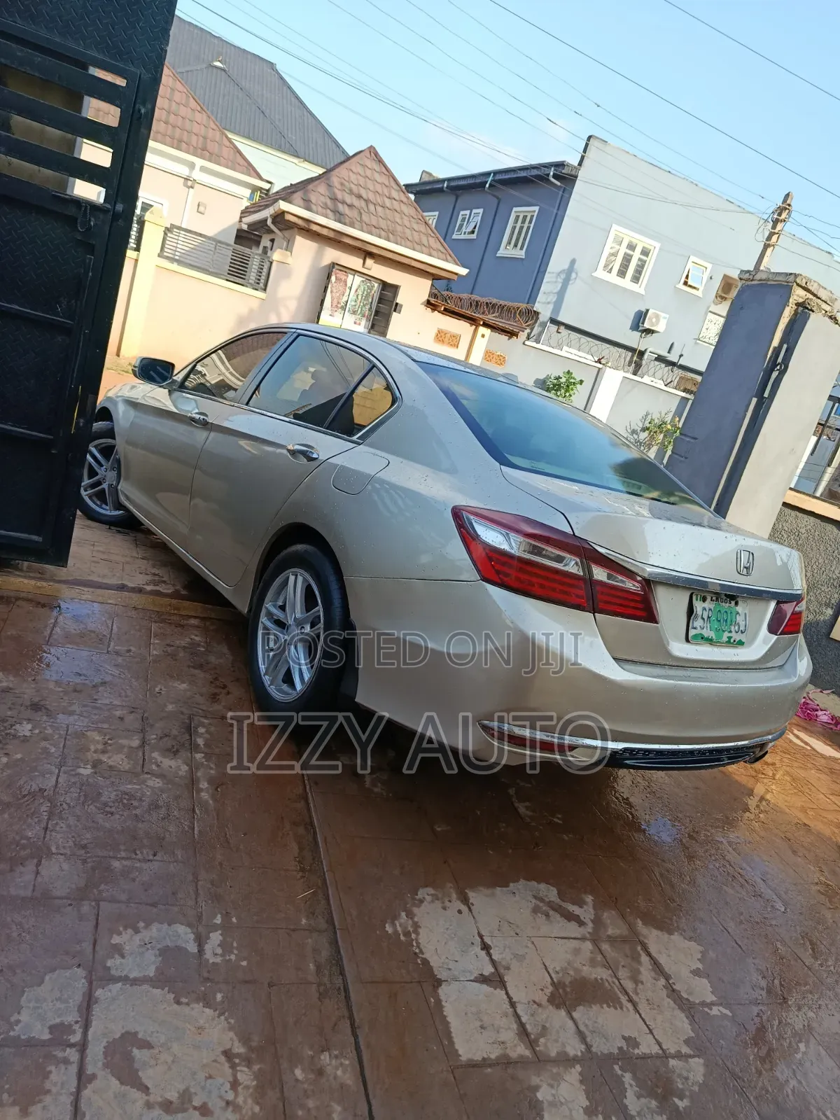 Honda Accord EX-L 4dr Sedan FWD (2.4L 4cyl 2A) 2013 Gold