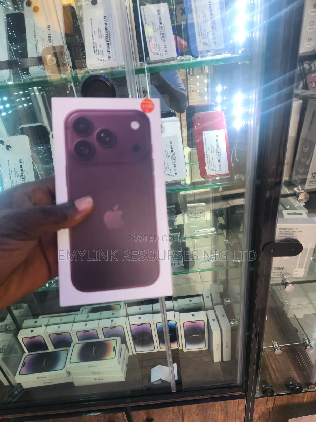 New Apple iPhone 18 Pro 512 GB Red
