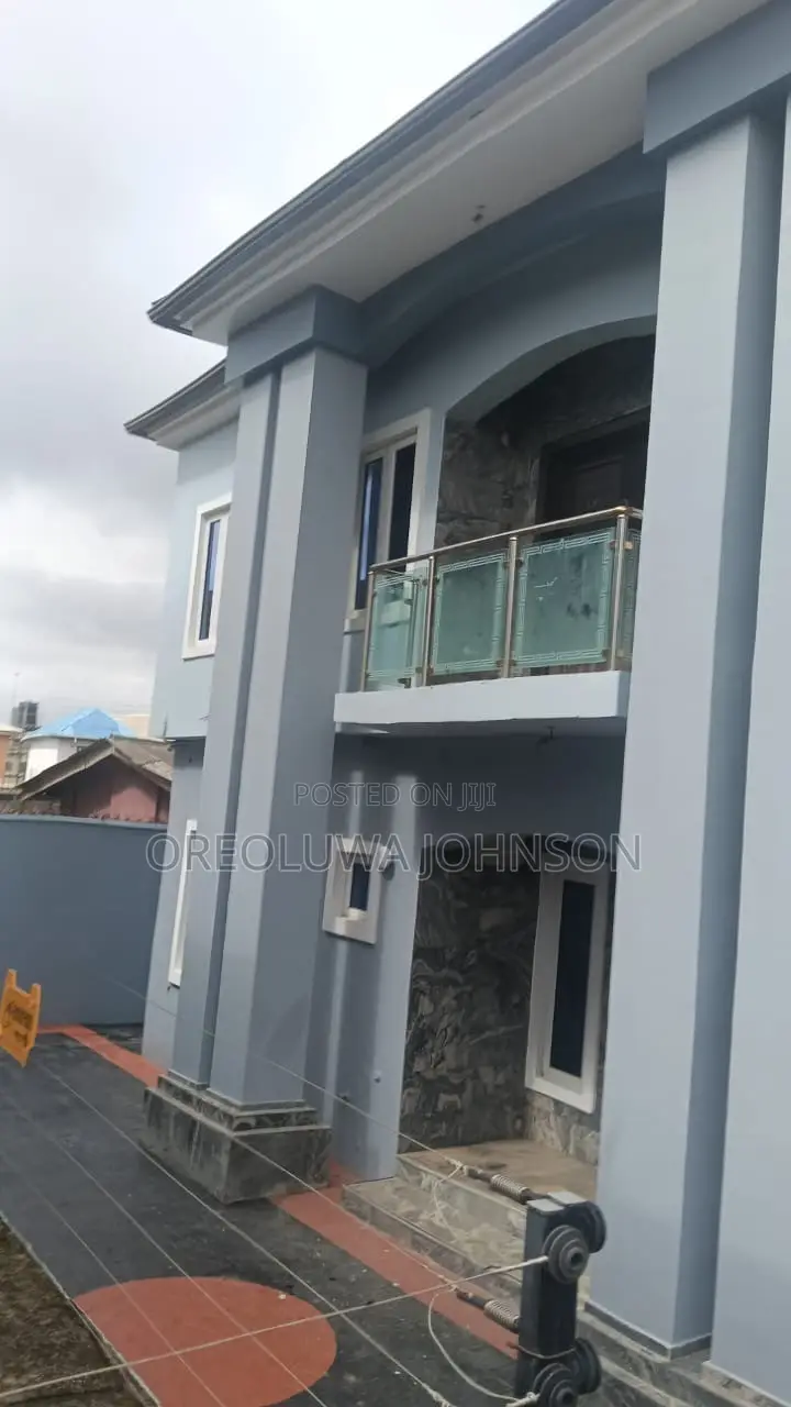 4bdrm Duplex in Unity Estate, Egbeda / Egbeda for sale