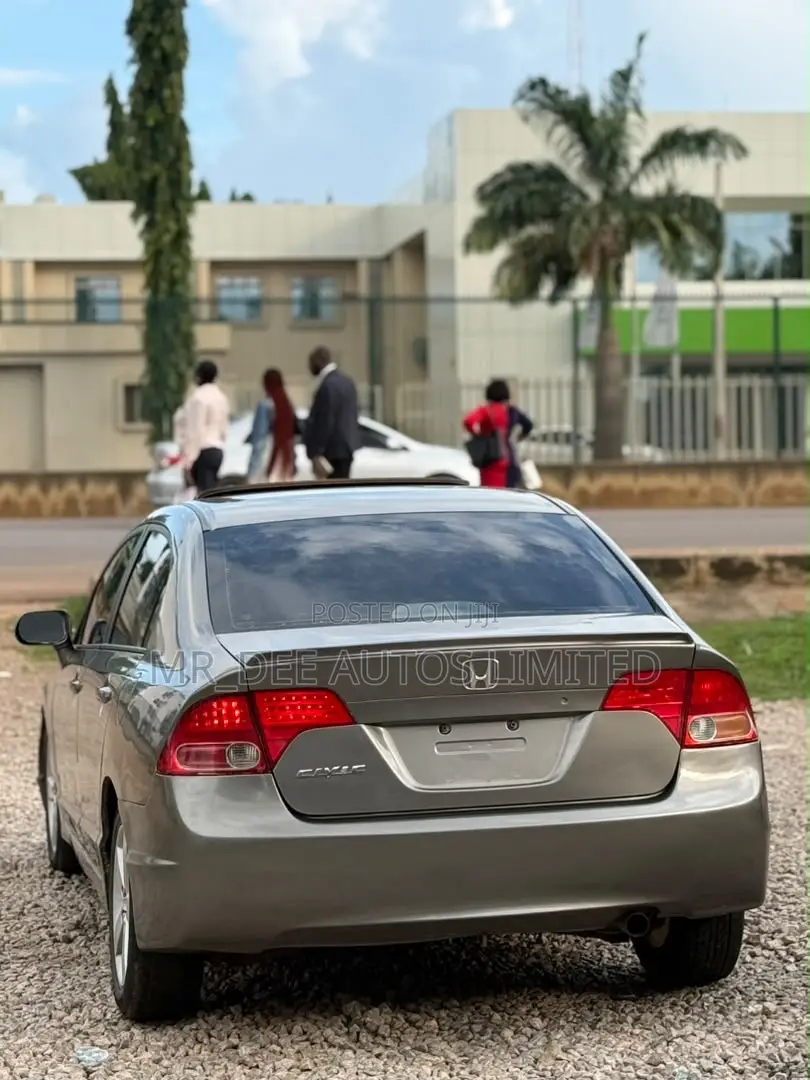 Honda Civic 2007 Gray