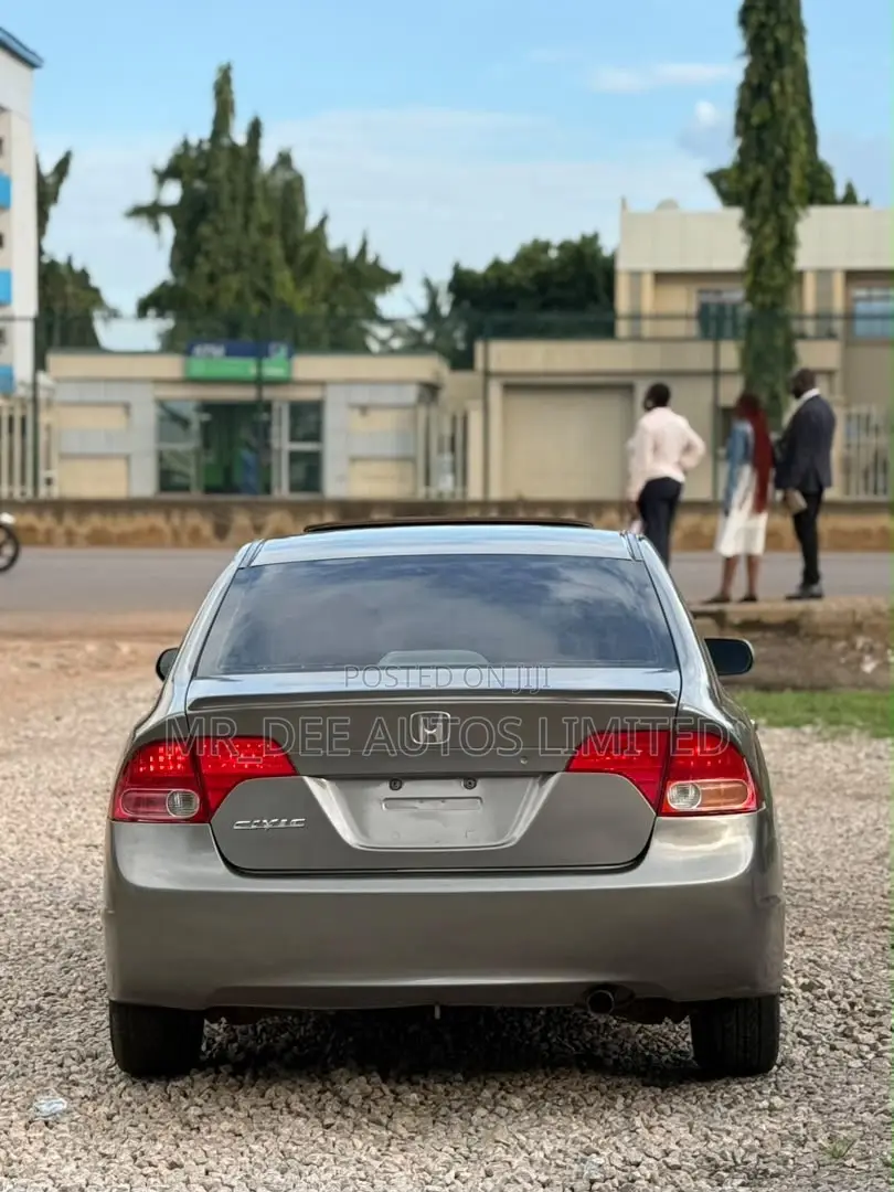 Honda Civic 2007 Gray
