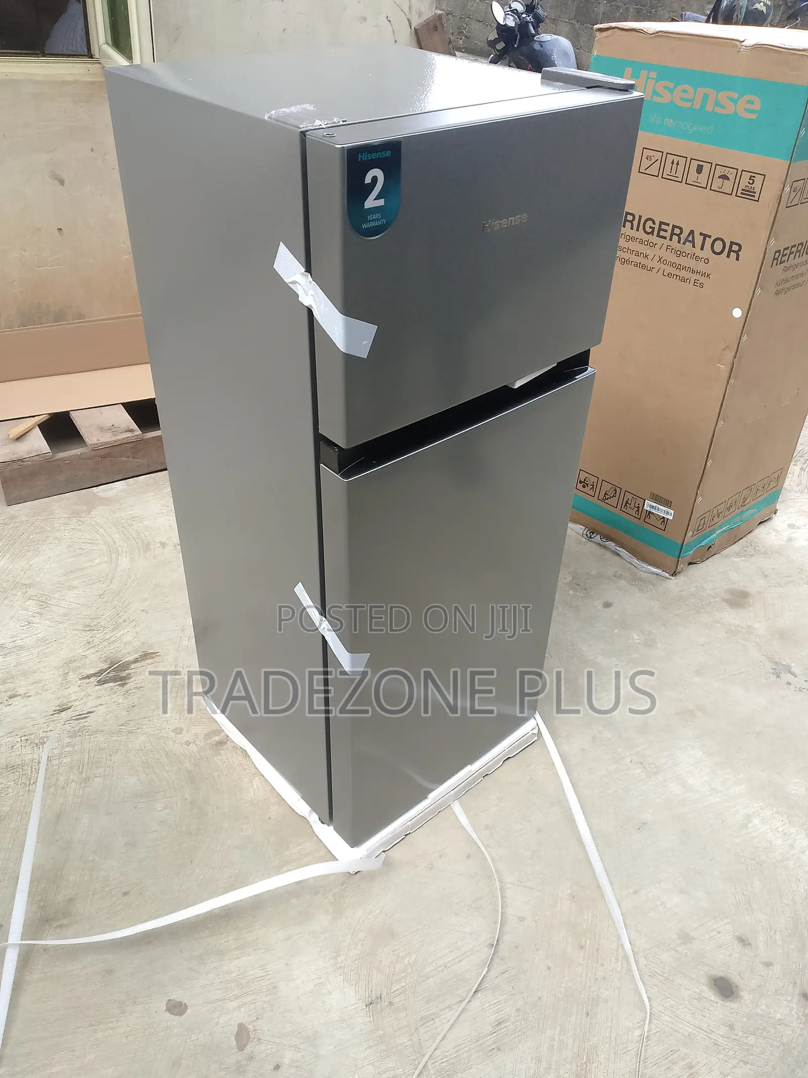 Hisense 124L Refrigerator – Perfect for Home