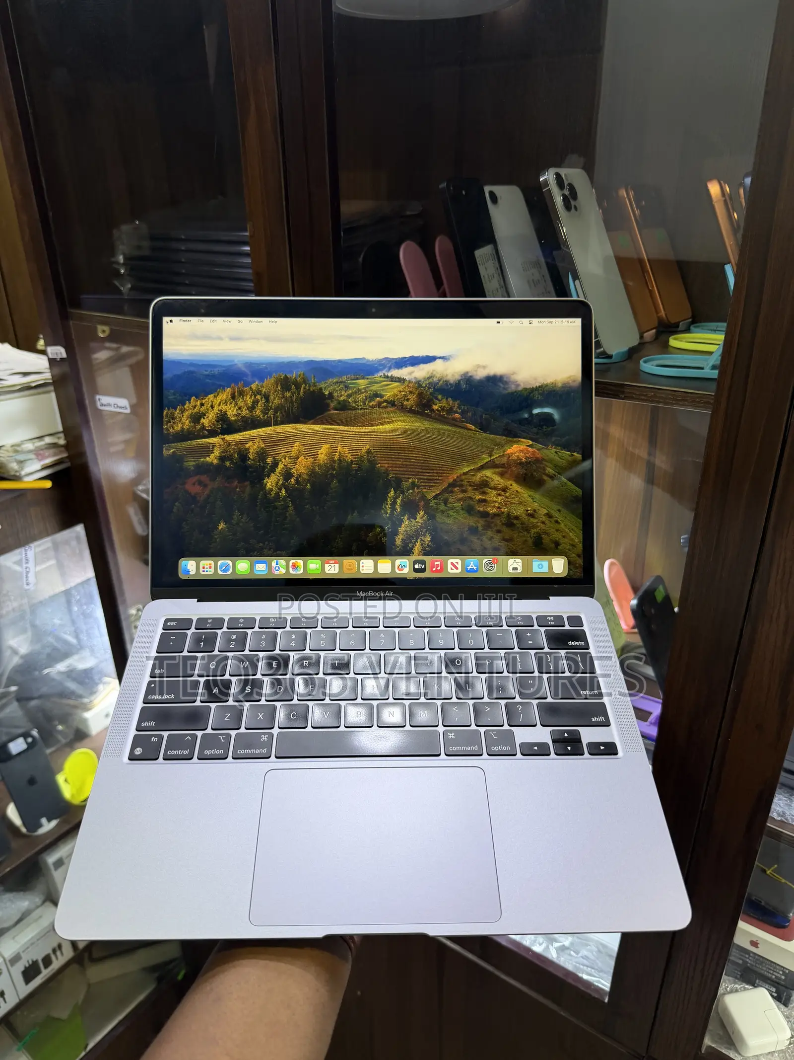 Laptop Apple MacBook Air 2020 16GB Apple M1 SSD 512GB