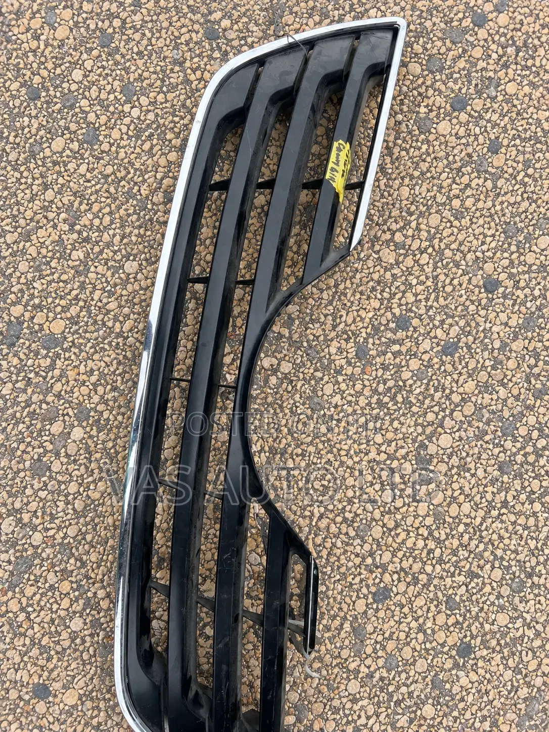 Toyota Camry 2010–2011 Front Grille