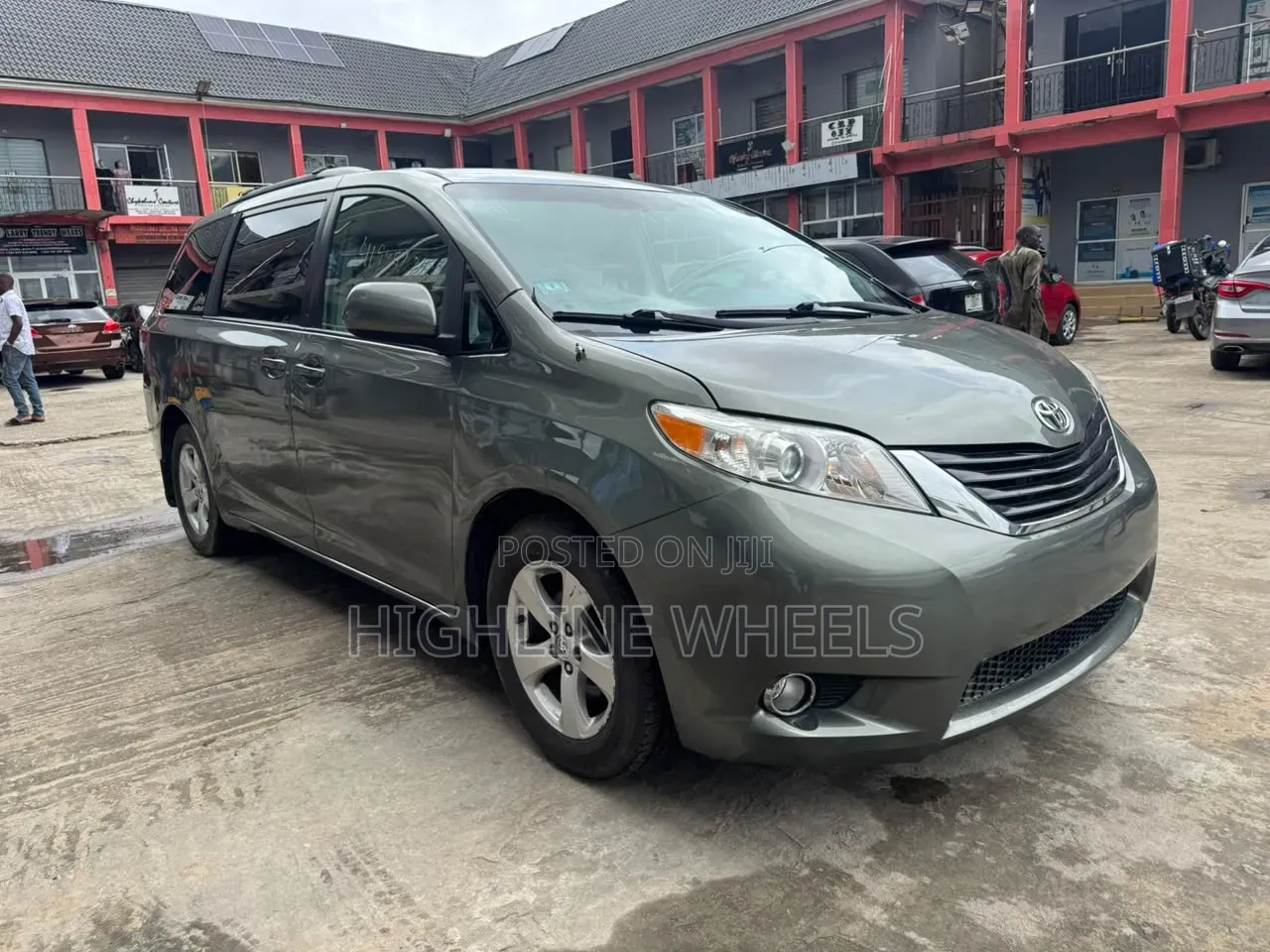 Toyota Sienna 2014 Green